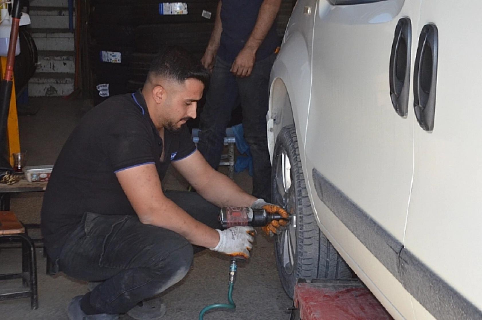 Malatya'da Zorunlu Kış Lastiği Başladı: Güncel Fiyatlar ve Lastik Değişim Ücretleri Açıklandı…