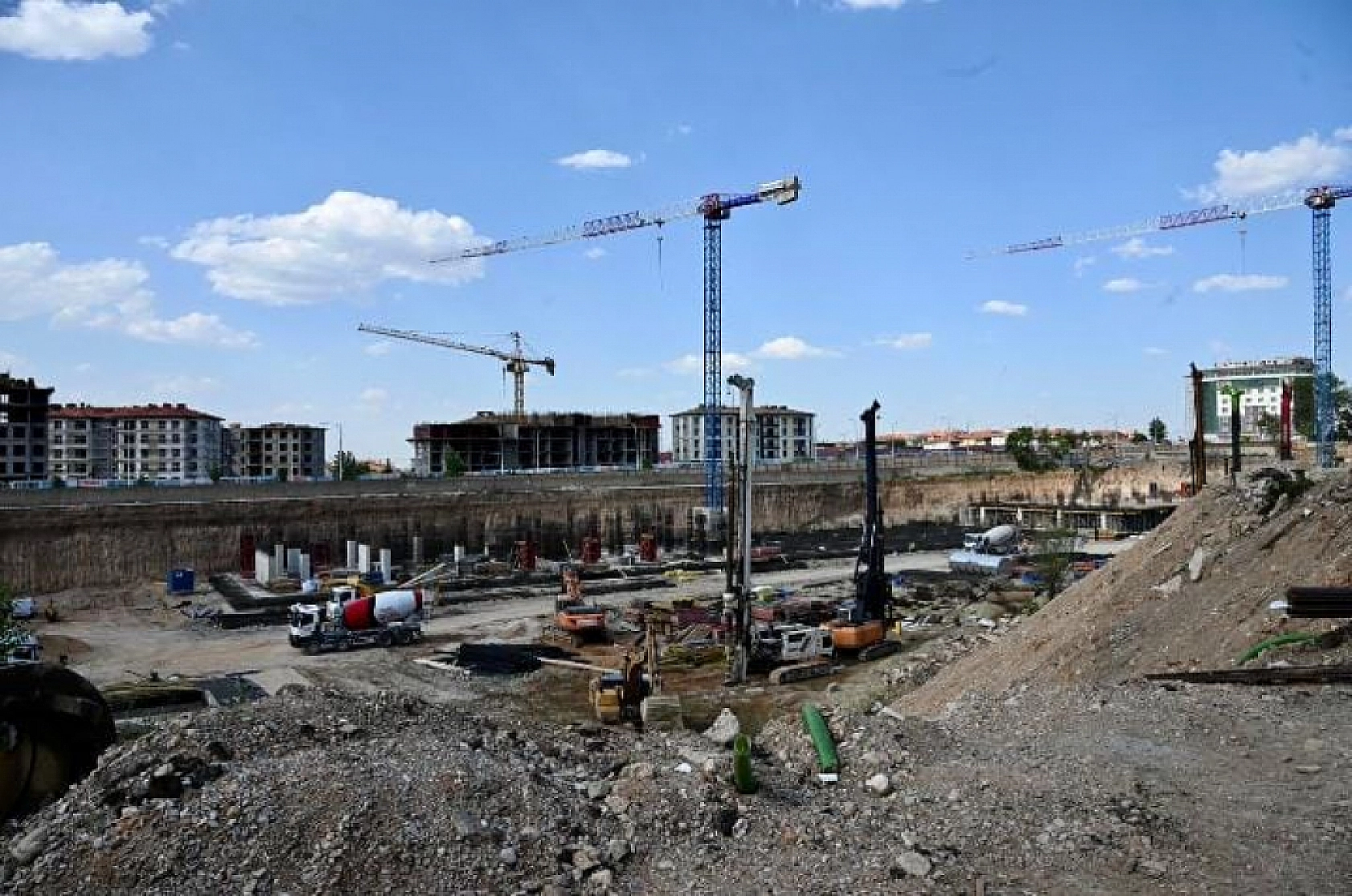 Malatya'da 2 bin 188 yeni yapı yükseliyor: Vali Yavuz, son halini paylaştı...