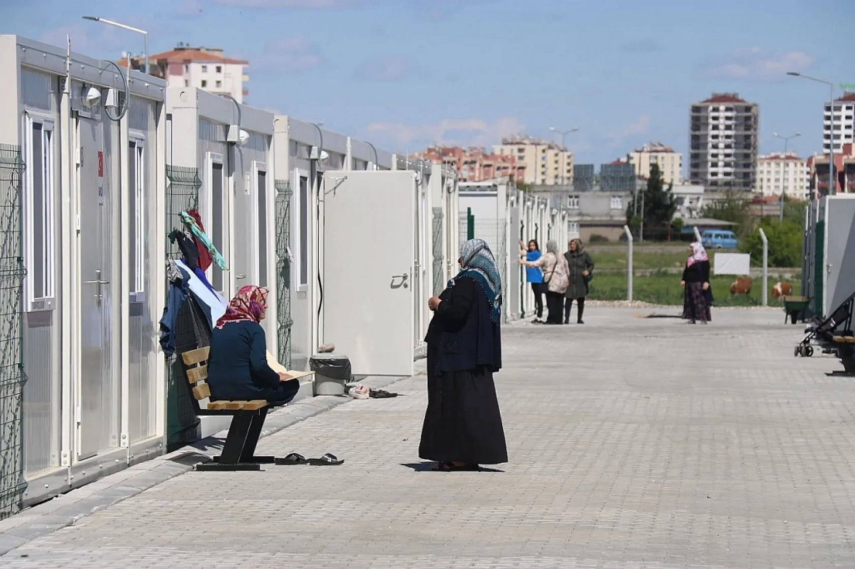 Zor Günlerde Birliktelik: Konteyner kentlerde komşuluk ilişkisi gelişiyor
