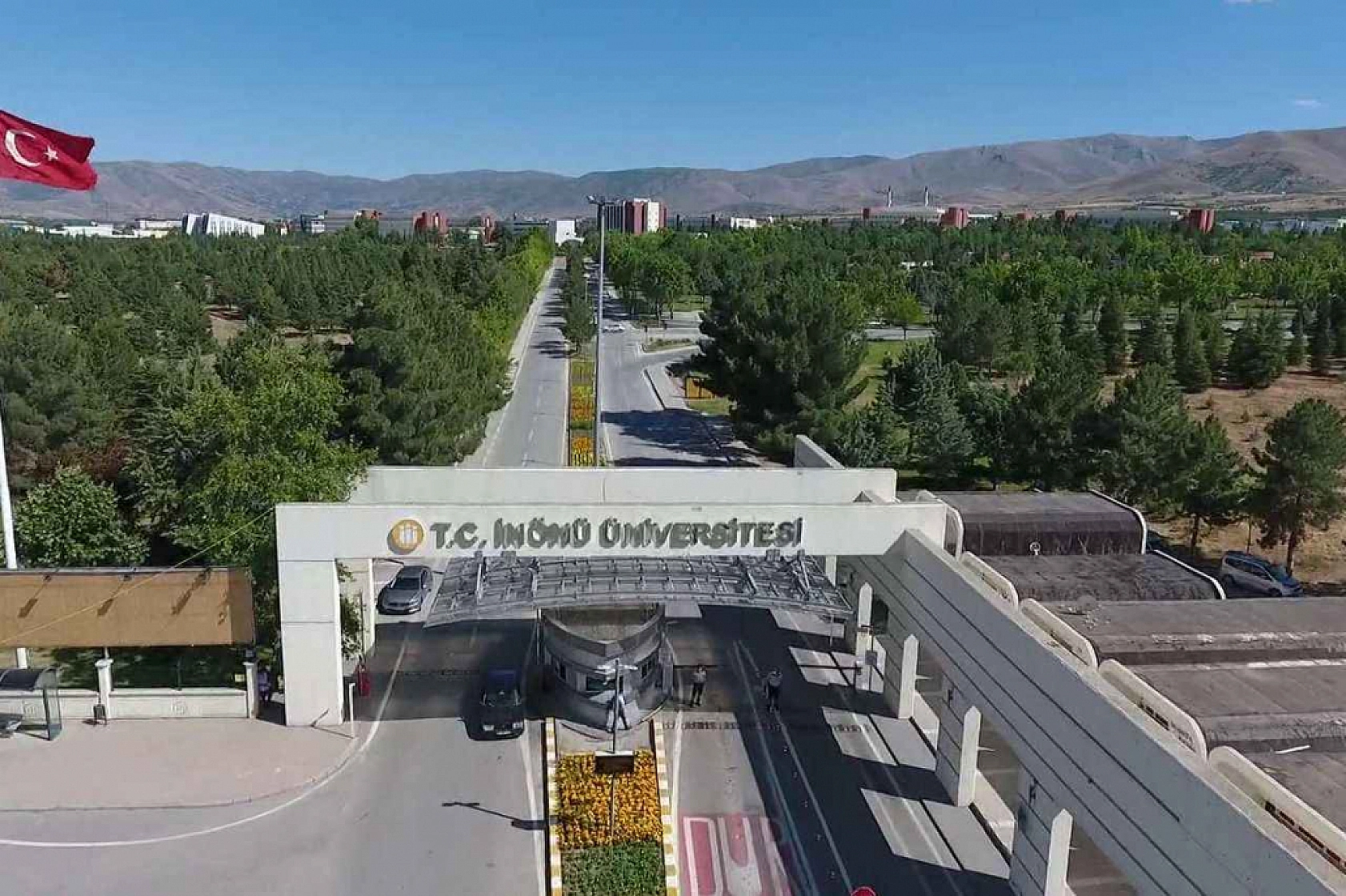 İnönü Üniversitesi'nde Araştırmacı Çok Yayın Yapan Yok! MTÜ Gelişiyor!