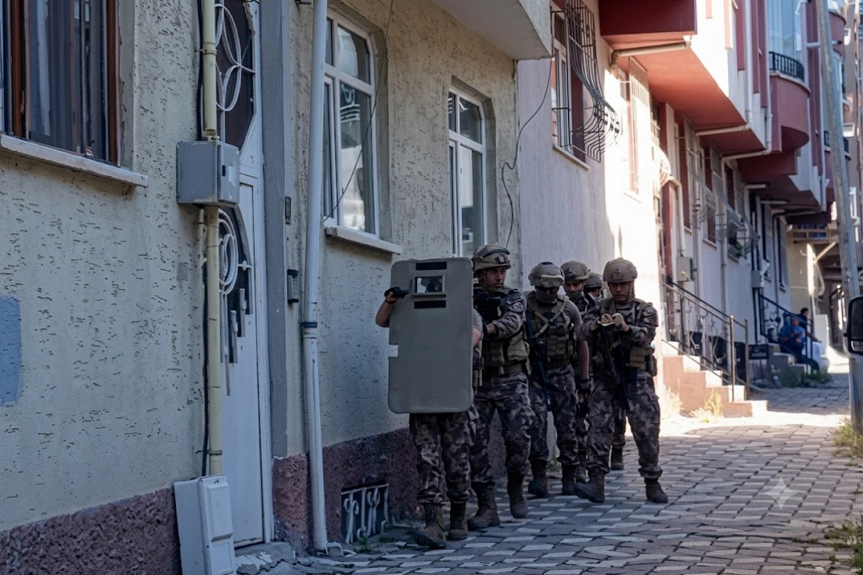 Malatya dahil 54 ilde tetikçi ağlarına şafak operasyonu: 258 gözaltı