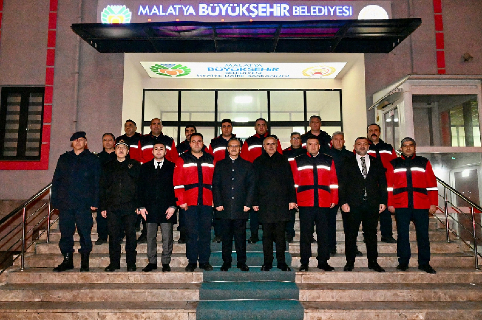 Vali Seddar Yavuz'dan Yılbaşı Denetimi: Malatya'da Güvenlik Tedbirleri Yerinde İncelendi