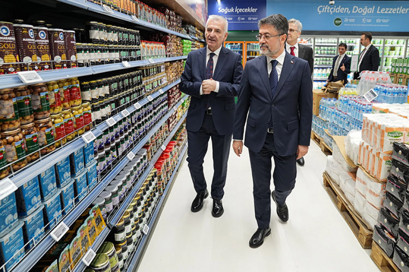 Bakan Açıkladı: Tarım Kredi Kooperatifi Marketlerinde Satışa Sunuldu!