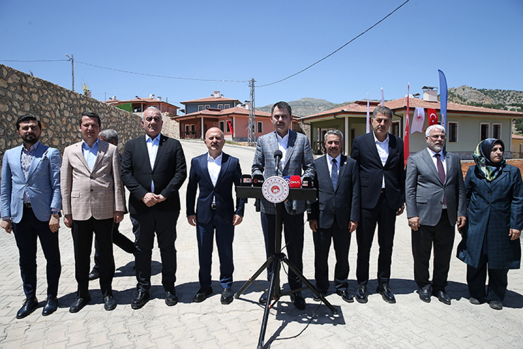 Bakan Kurum açıkladı: Konutların teslim tarihi netleşti!