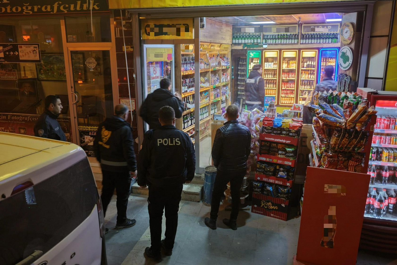 Malatya'da Emniyet Tedbirleri Arttırdı: 1 İş Yerine Yasal İşlem Uygulandı...