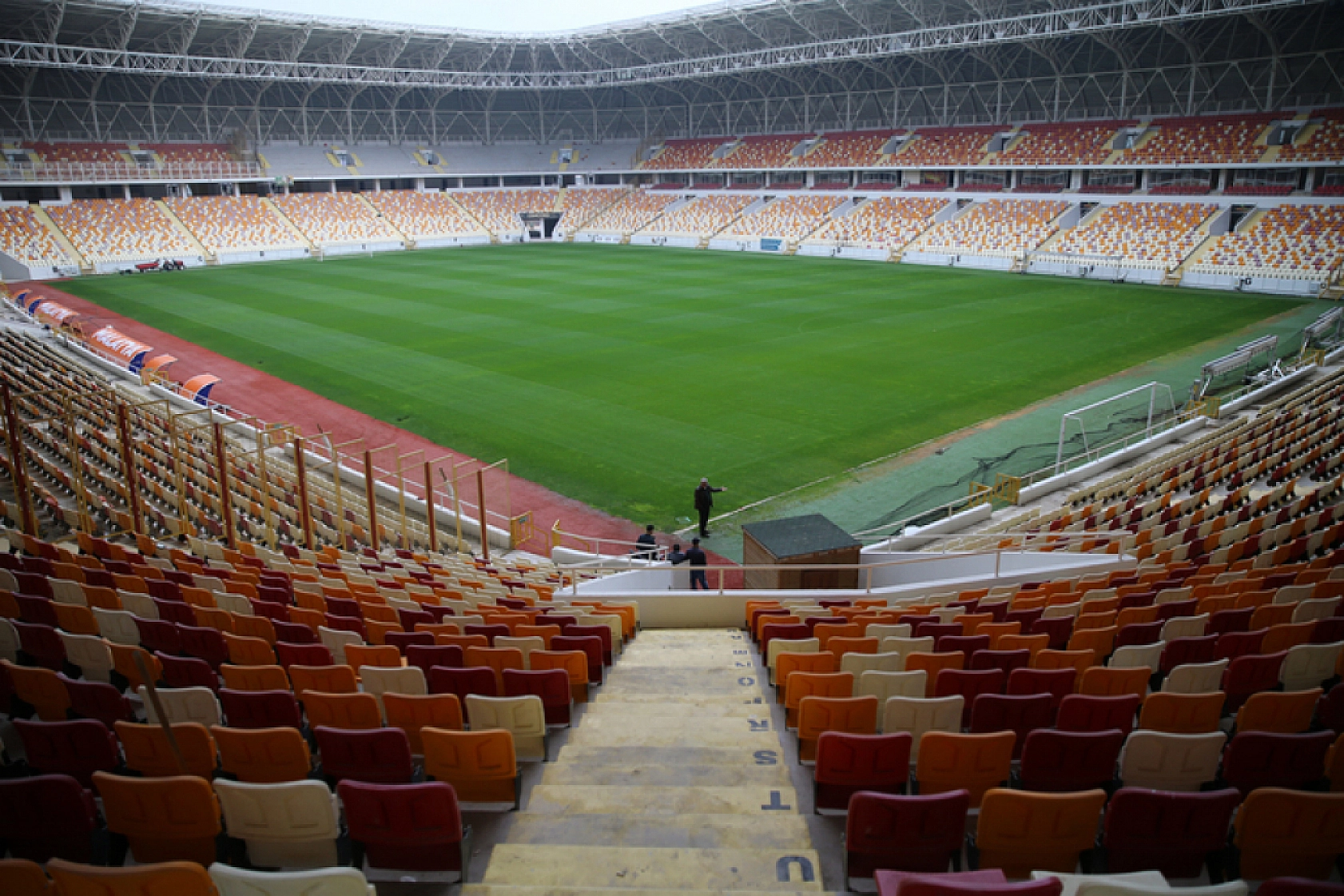 Malatyaspor etiketi düşürdü: Önce bindirdi sonra indirdi