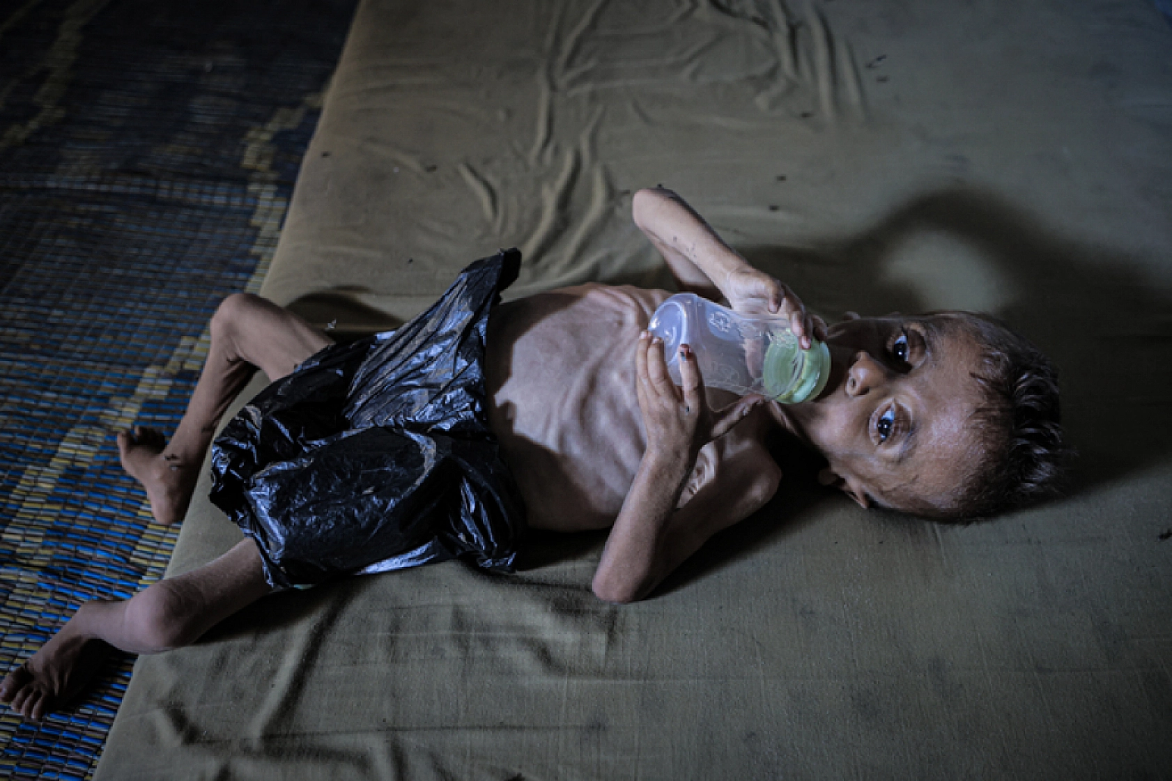 Gazze 'Açlıktan' ölüyor