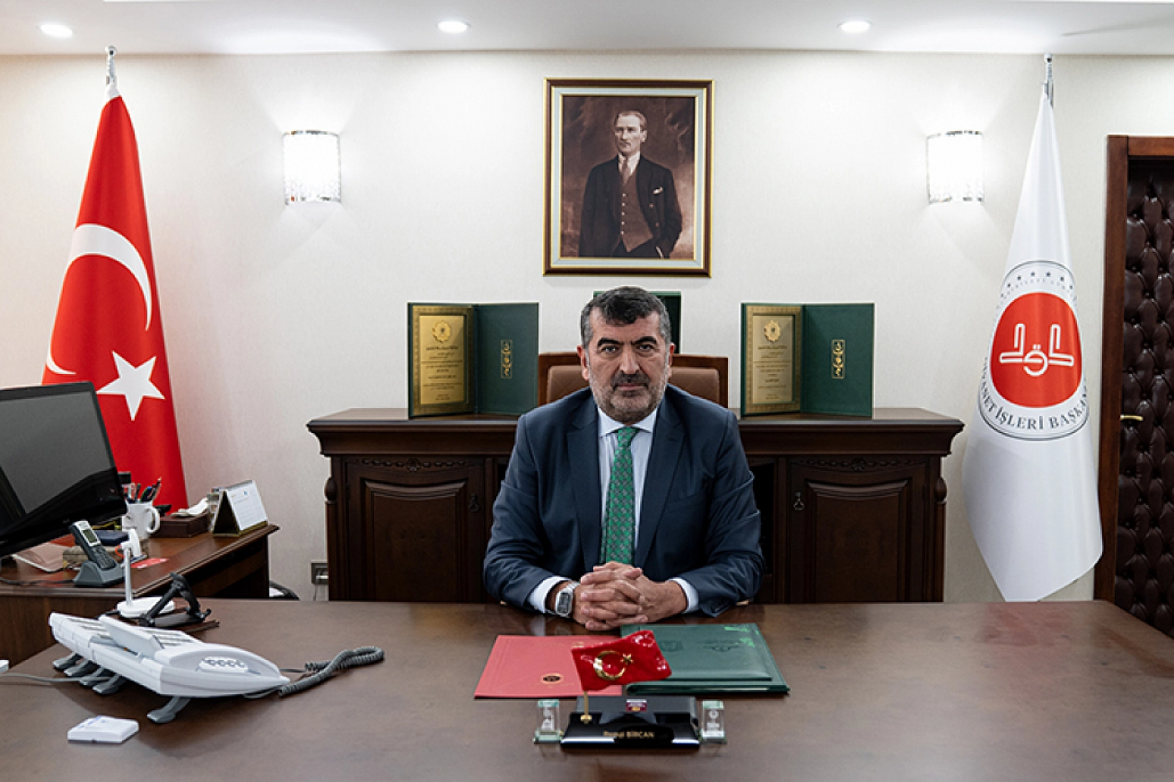 Diyanet hacı adaylarını uyardı: 'Kayıtları yenileyin'