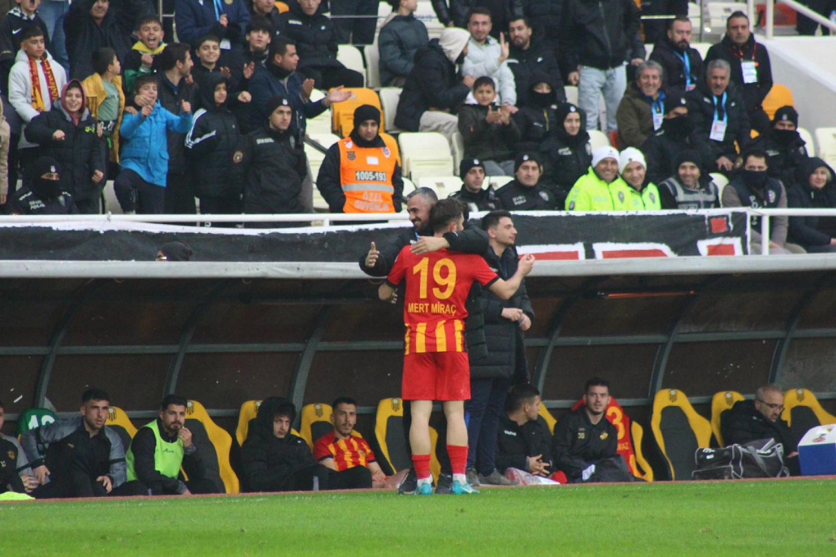 Yeni Malatyaspor Evinde Lidere Direnemedi!