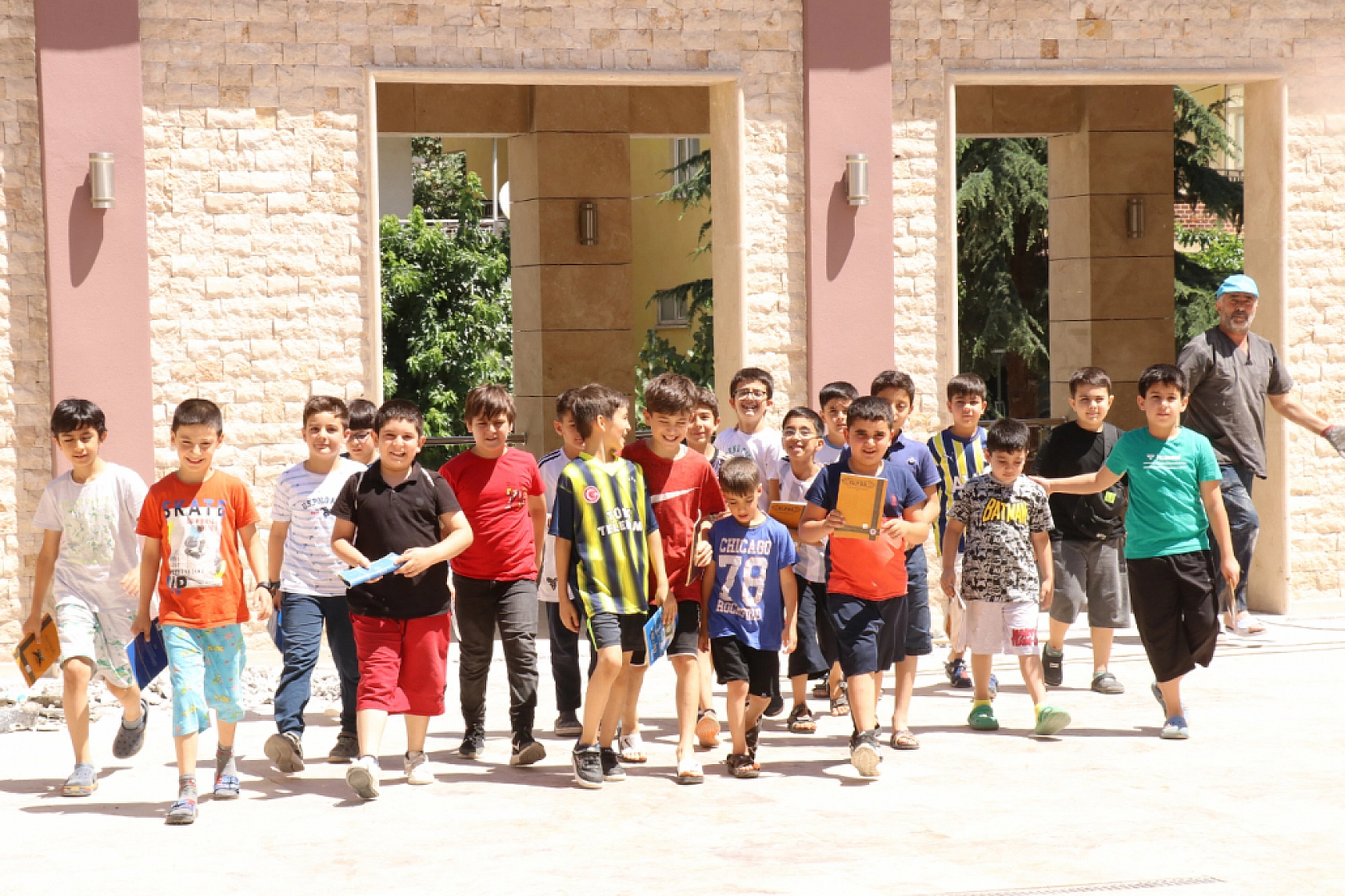 Malatya'da Yaz Tatili Eğlence ve Eğitimi Birleştiriyor: Minik Kalpler Kur'an'la Buluştu!