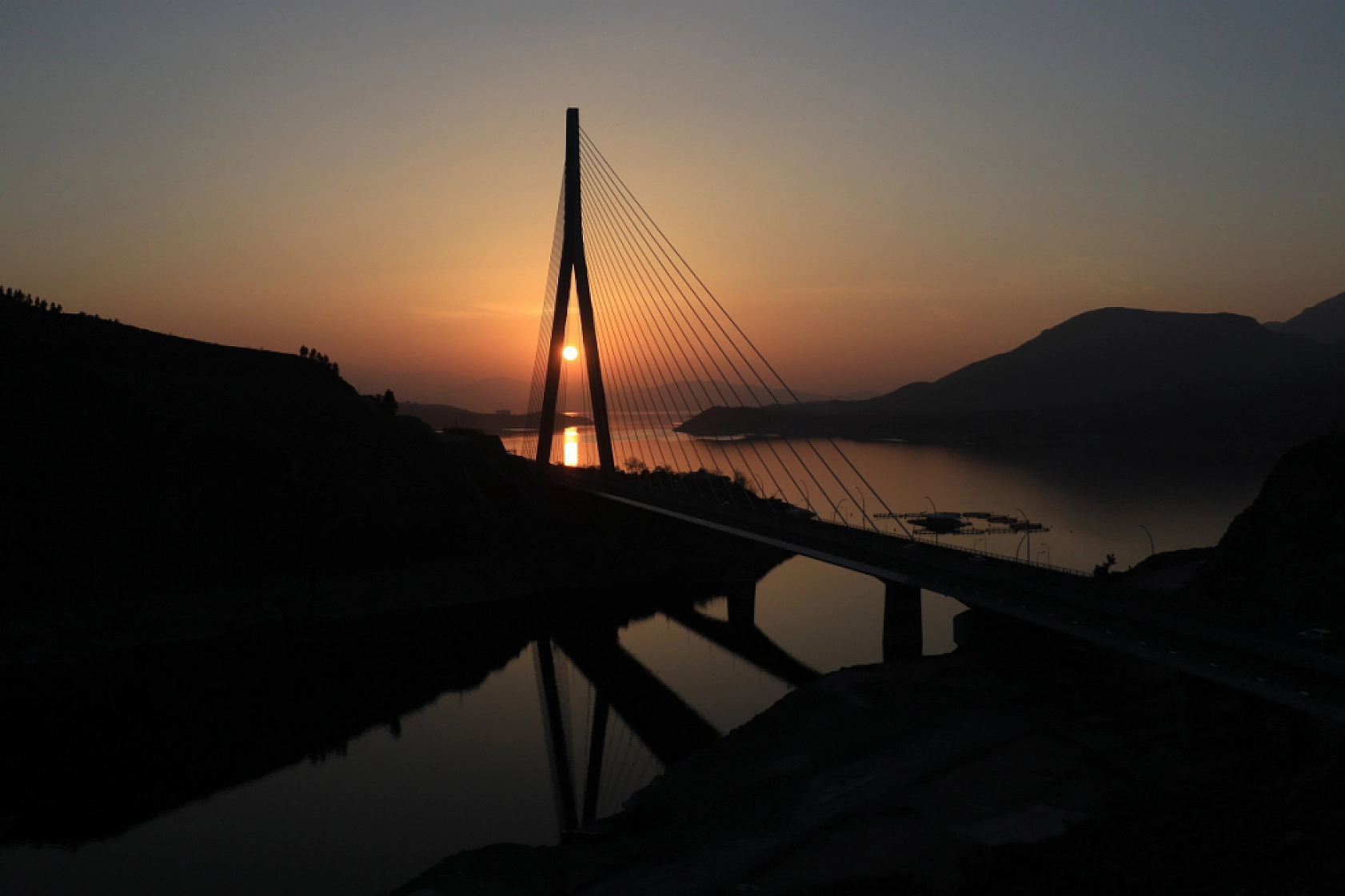 KGM'den Kömürhan Köprüsü Paylaşımı: Malatya–Elazığ Arası 1 Kilometre Kısaldı!