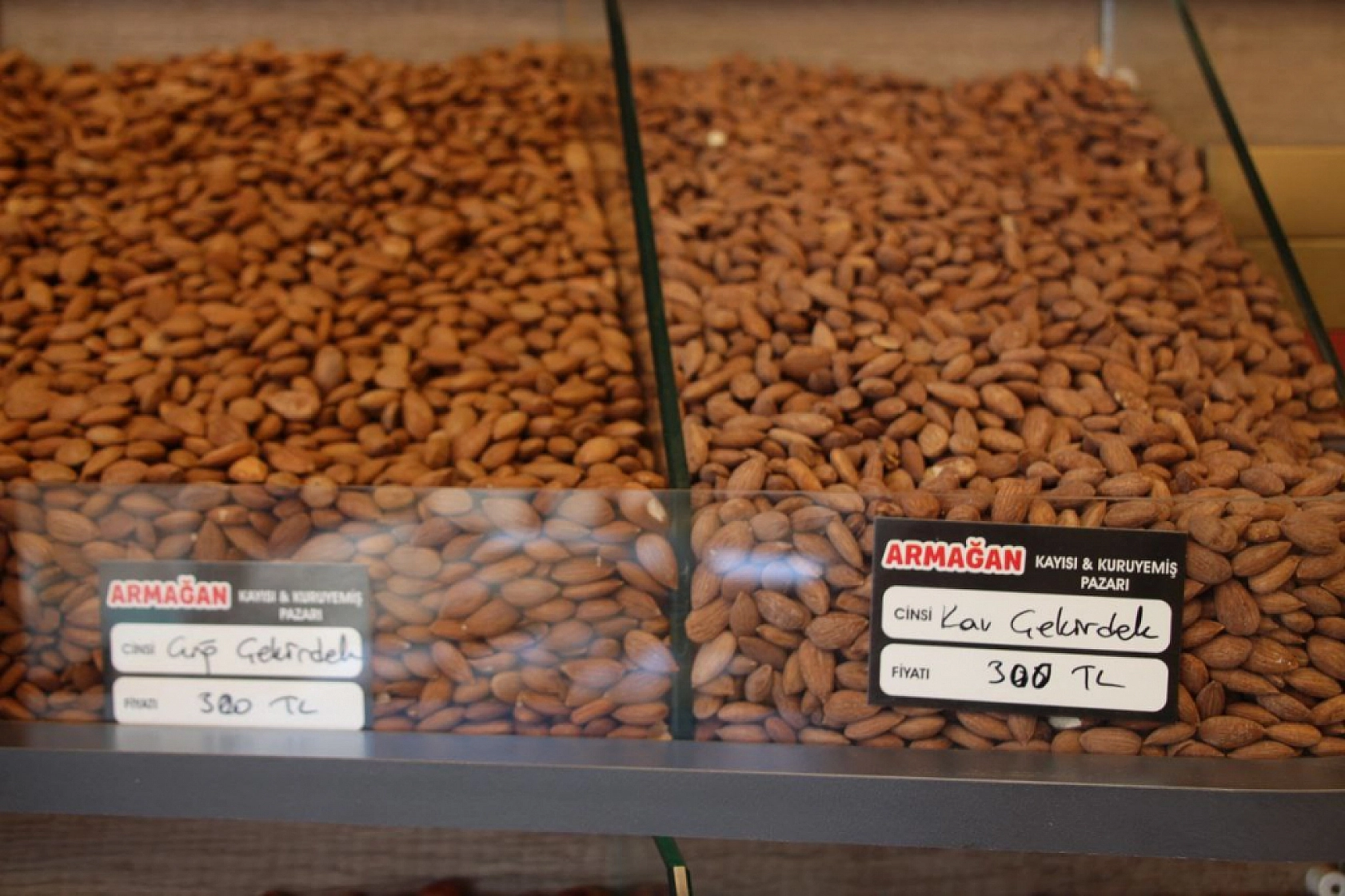 Kayısı Fiyatları Alarm Veriyor! Malatya'da Kayısı Mitingi Düzenlenecek!