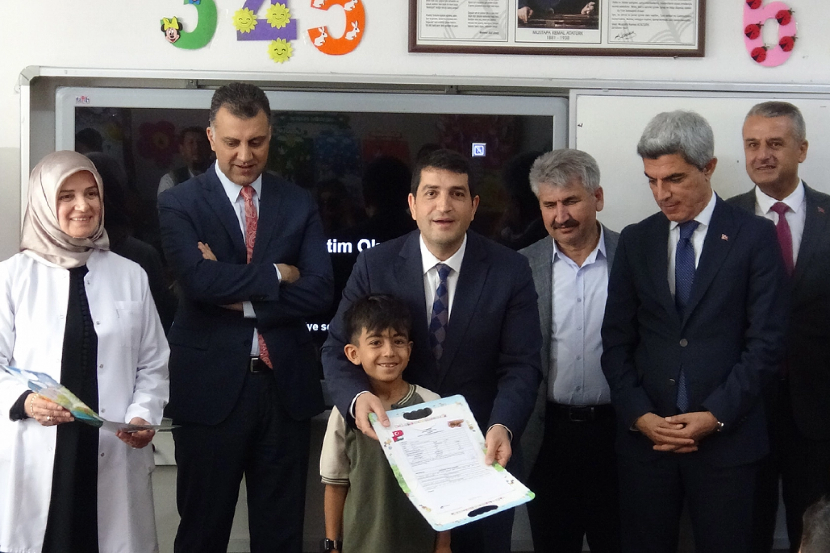 Malatya'dan anlamlı mesaj: Karne heyecanına Gazze hassasiyeti!