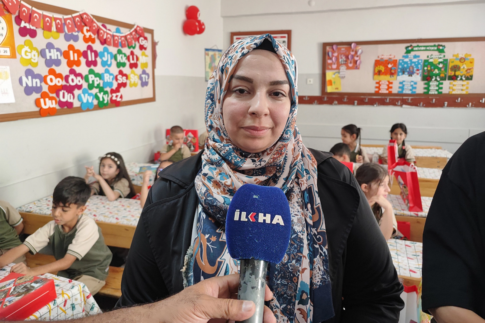Gazzeli kardeşlerin karne sevinçleri buruk kaldı