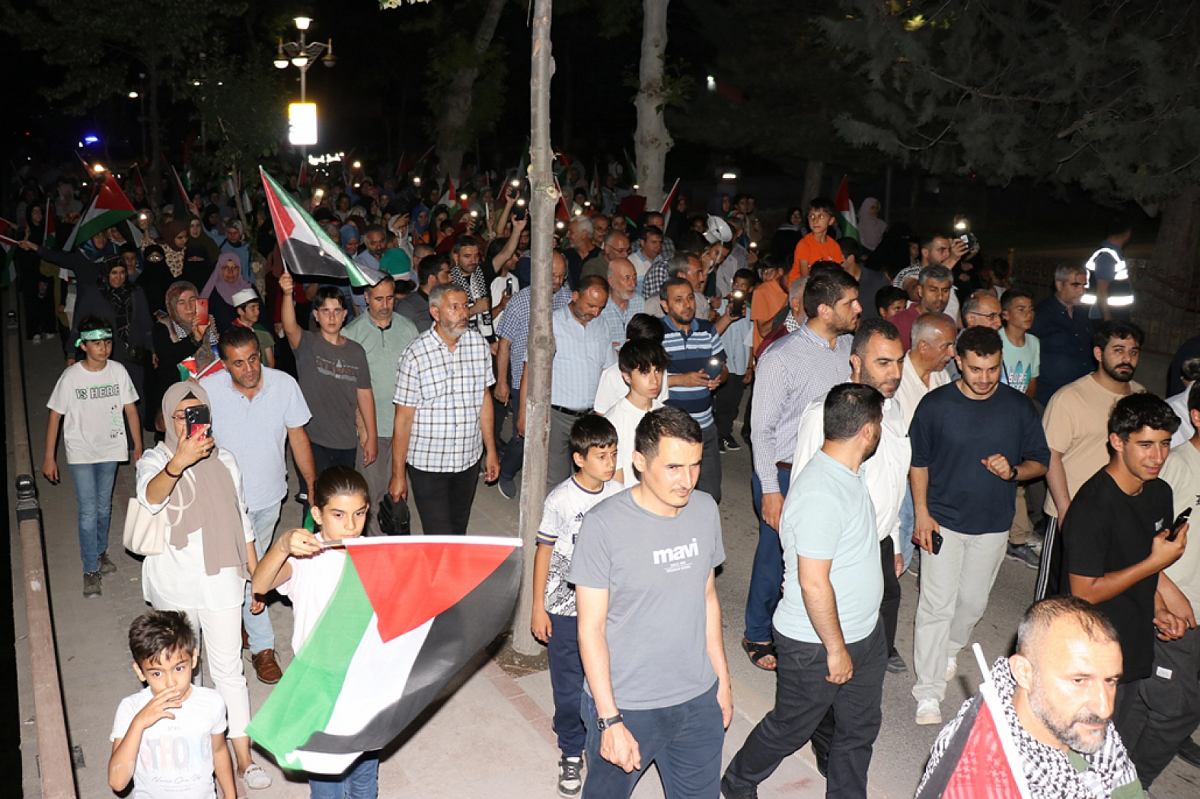 Malatya'da binlerce kişi bir araya geldi