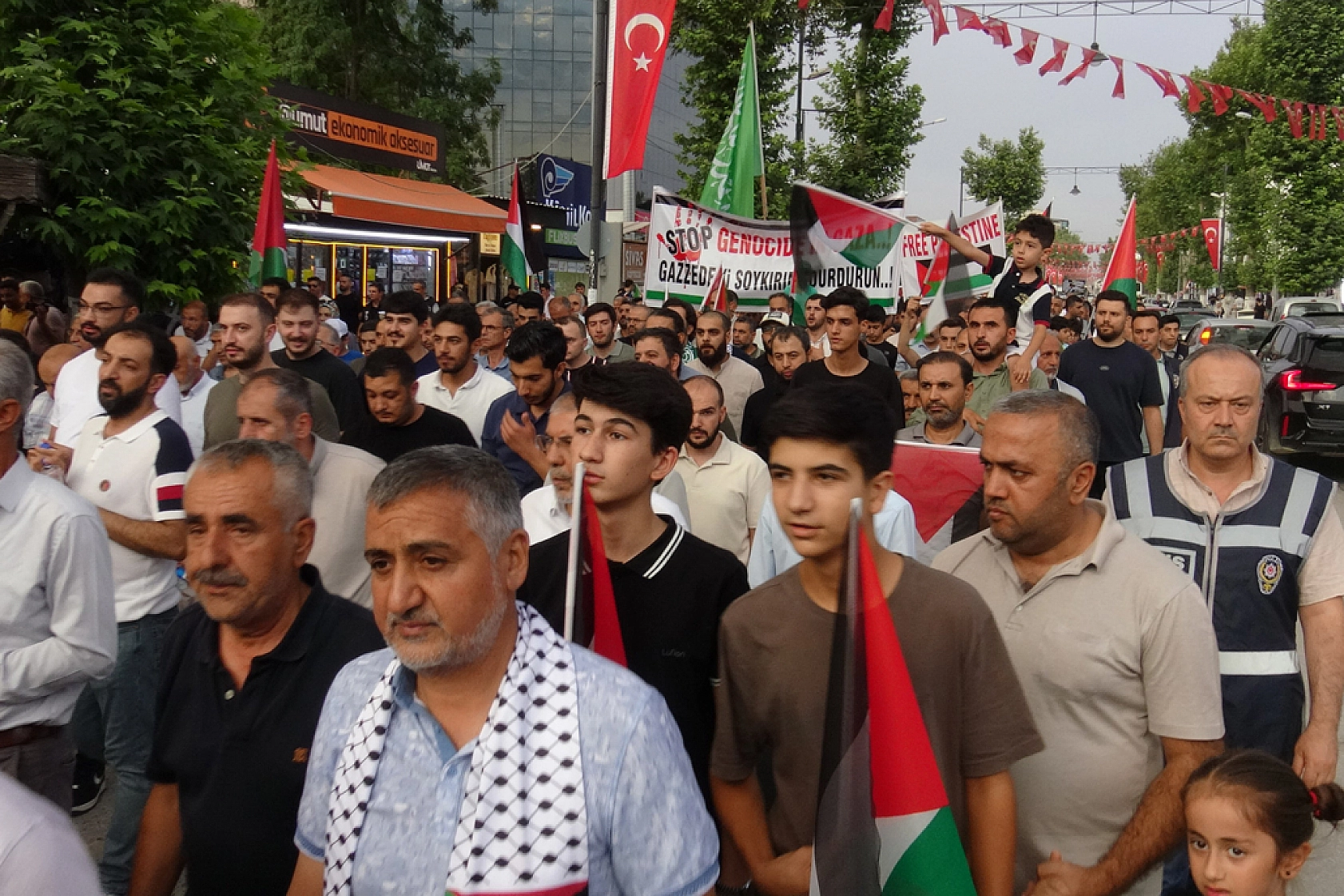 Elektrik, Su, Gıda, İlaç Yok: Malatya'dan Gazze İçin Vicdan Çağrısı!