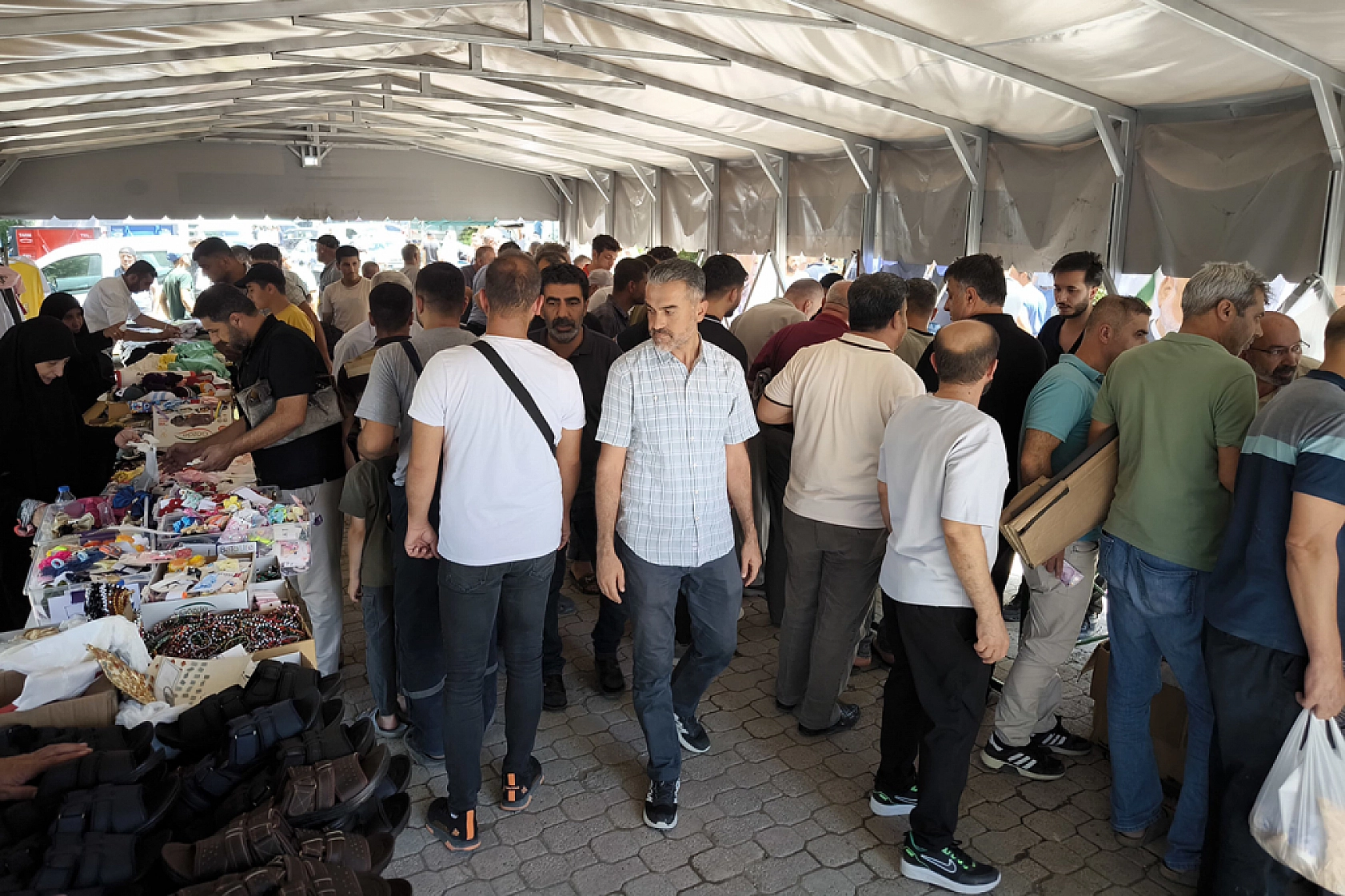 Gazze için Malatya'da yardım kermesi: Her cuma farklı camide