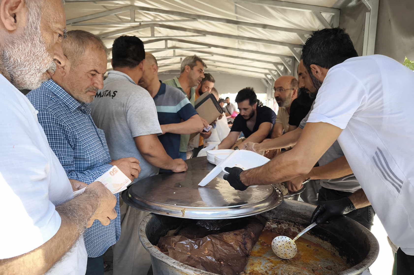 Gazze için Malatya'da yardım kermesi: Her cuma farklı camide