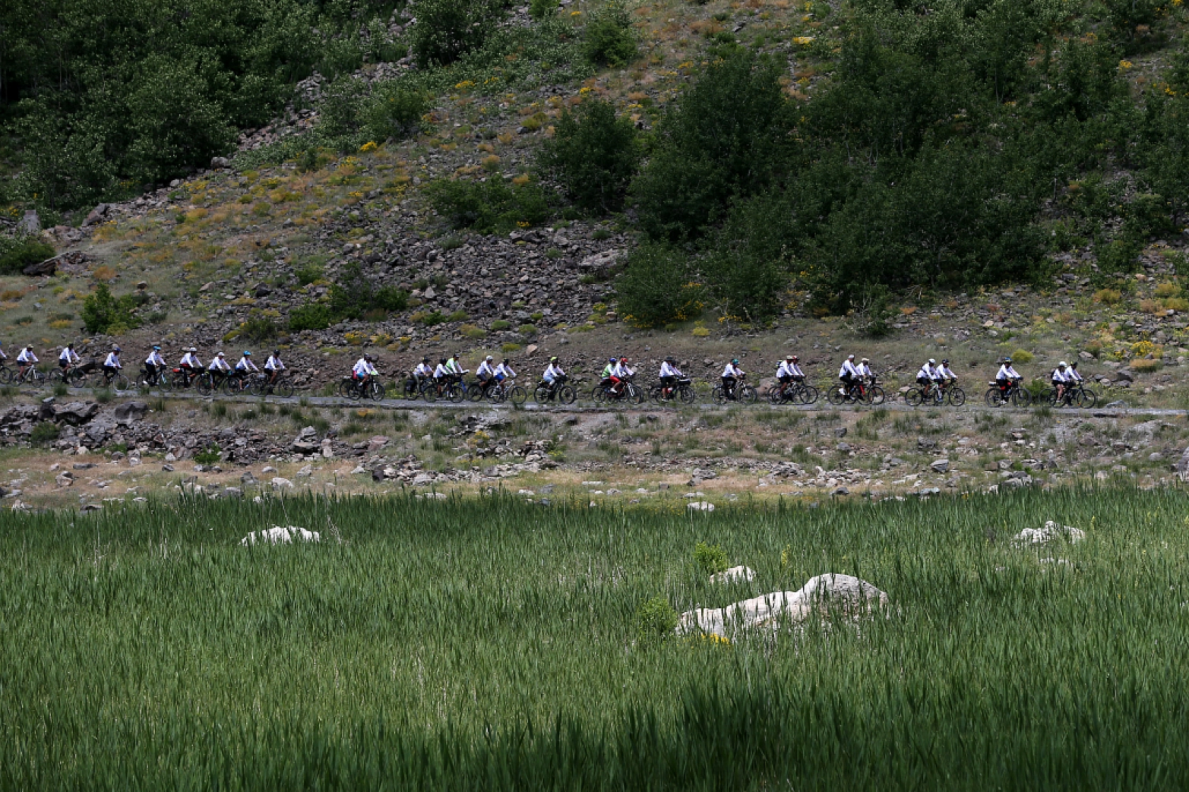 Nemrut'tan Nemrut'a Bisiklet Tutkunları Doğu'yu Pedalla Aşıyor!