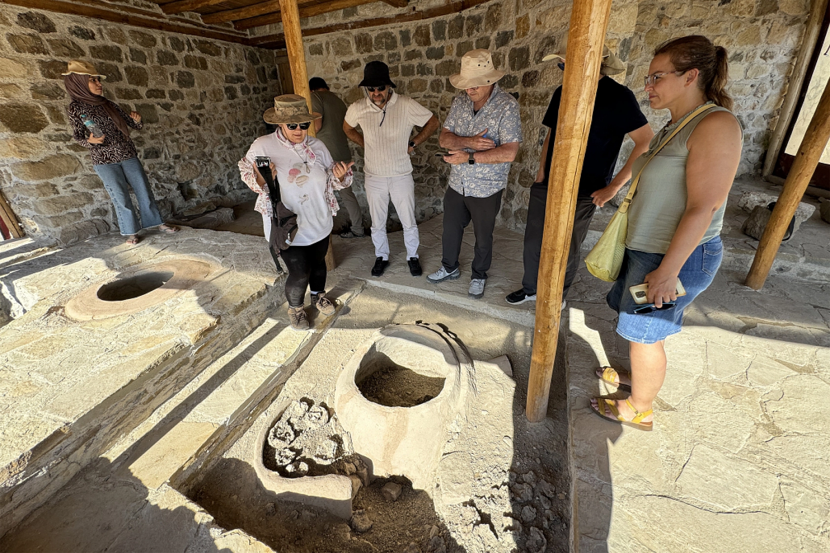 Bin Yıllık Medeniyetin İzleri Gün Yüzüne Çıkarıldı...