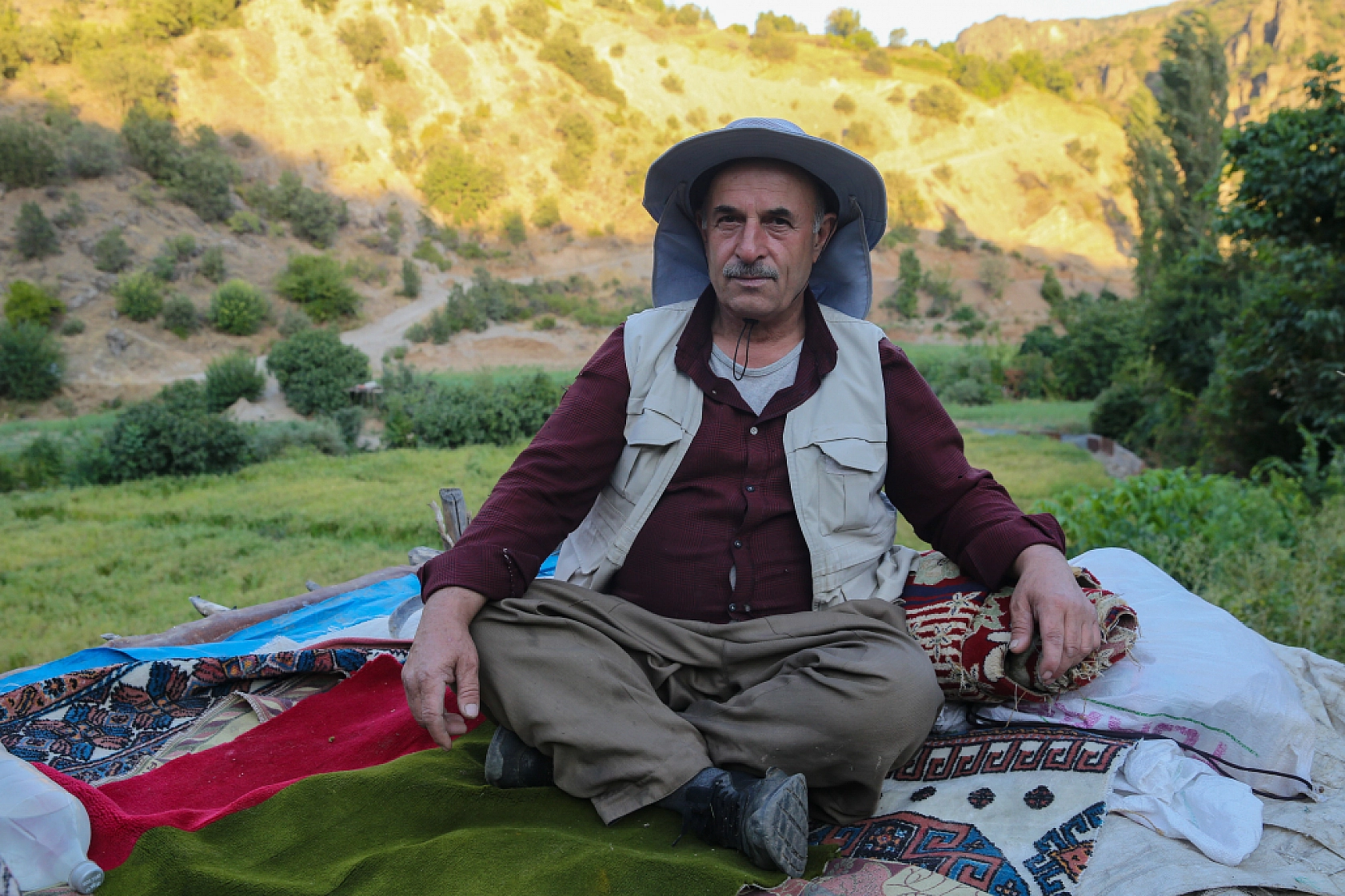Hasat İçin Ayakta: Çukurcalı Çiftçiler Gece Gündüz Nöbette