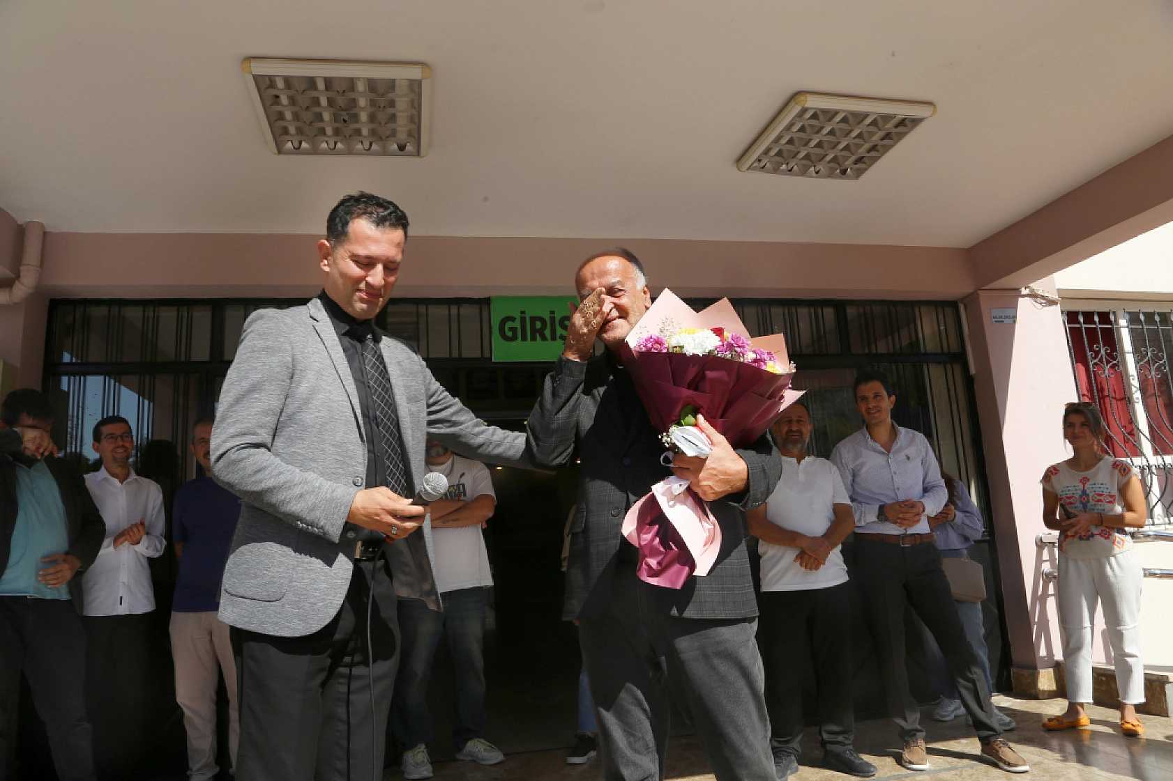 Malatya'da 42 Yıllık Öğretmene Duygusal Veda!