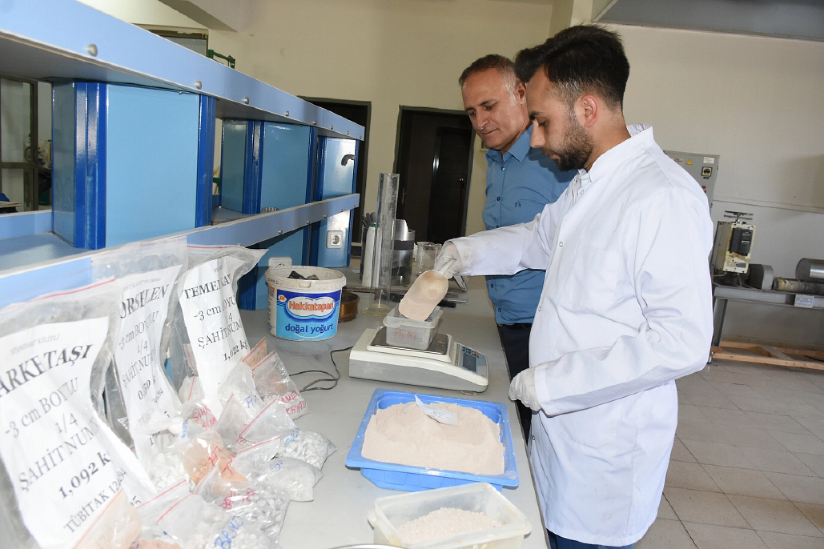 Malatya'da bina enkazlarından geriye kalan molozlar ekonomiye kazandırılacak...!