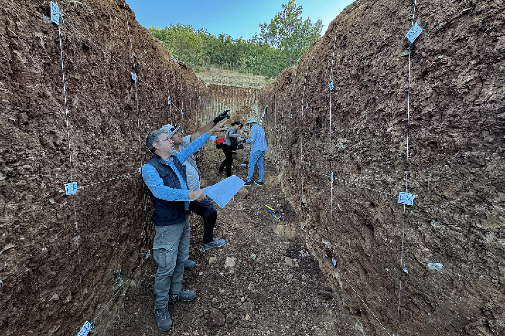 Uluova-Yeşilyurt Fay Zonu Mercek Altında: Hendek Açarak Deprem Geçmişi Araştırılıyor