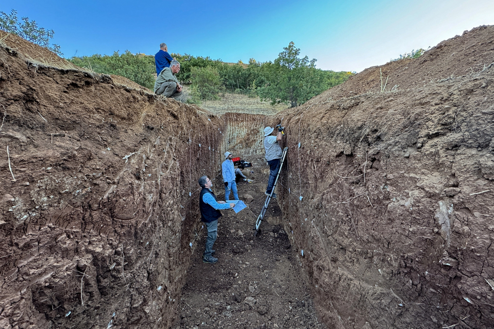 Uluova-Yeşilyurt Fay Zonu Mercek Altında: Hendek Açarak Deprem Geçmişi Araştırılıyor