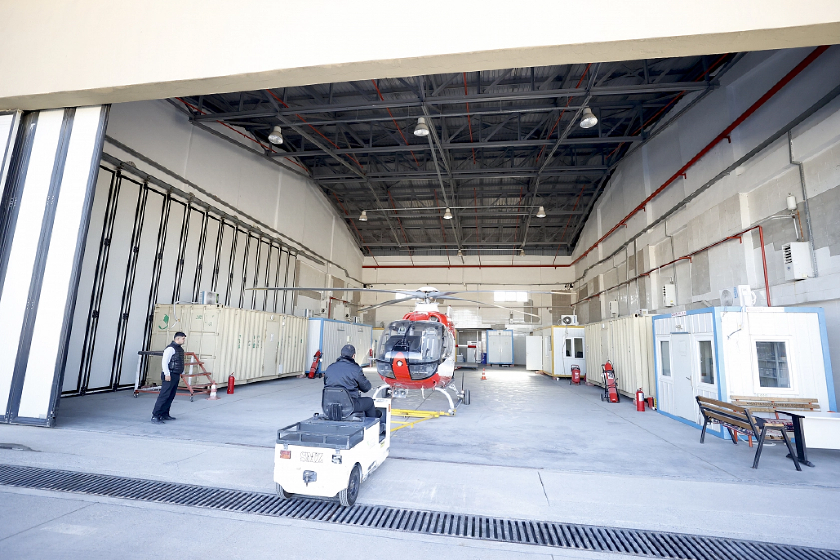 Zamanla yarışan kanatlar: Malatya'daki ambulans helikopter 6 ilde hayat kurtarıyor