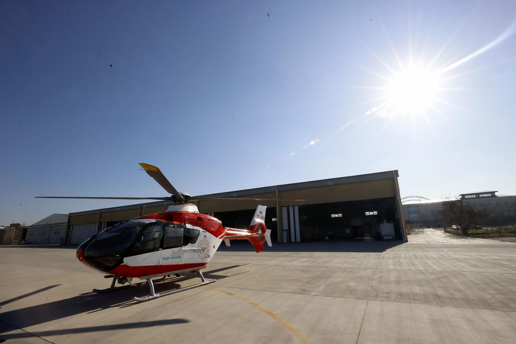 Zamanla yarışan kanatlar: Malatya'daki ambulans helikopter 6 ilde hayat kurtarıyor