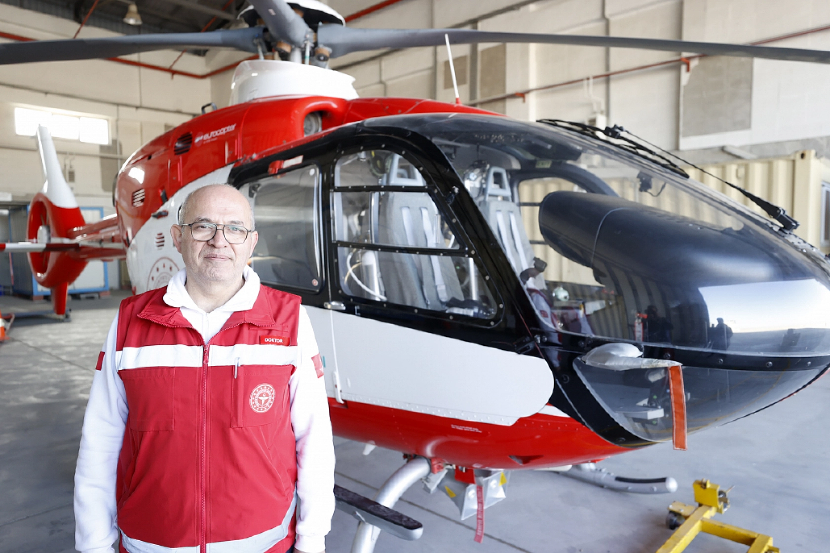 Ambulans helikopterle 'hızır' gibi yetişiyorlar