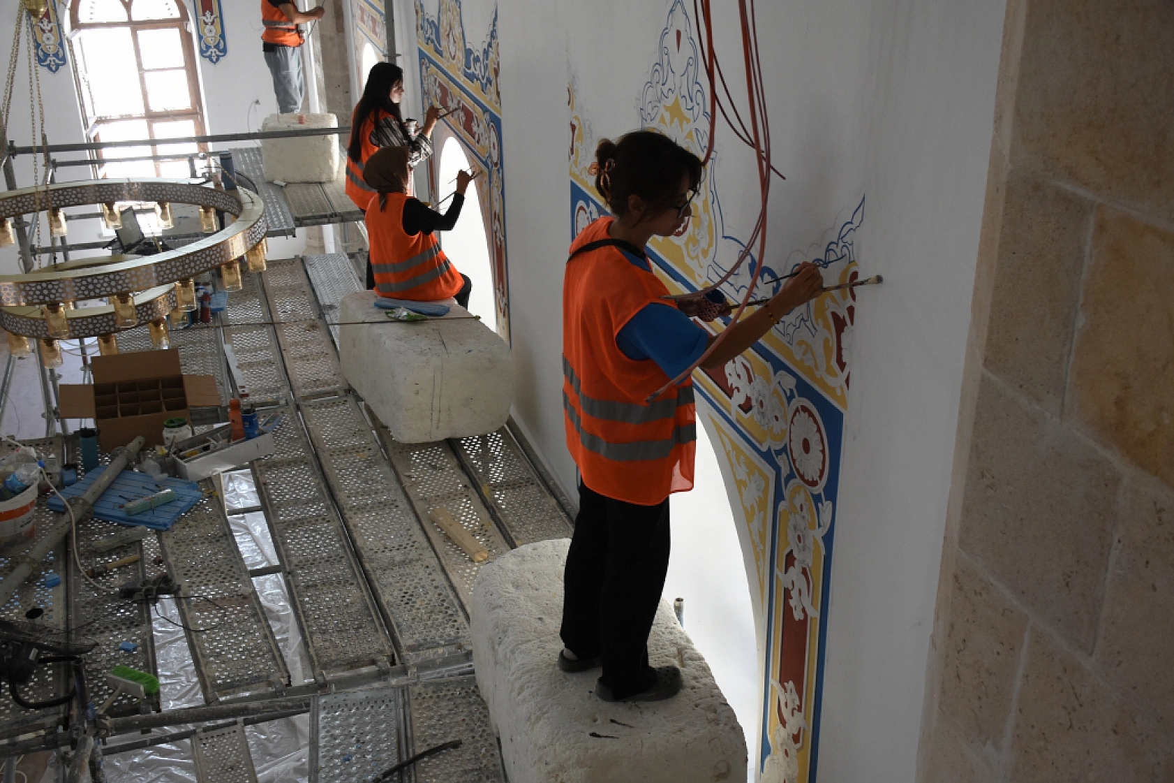 Taş taş numaralandırıldı, çelikle güçlendirildi! Yeni Cami'de ince işçilik yapılıyor