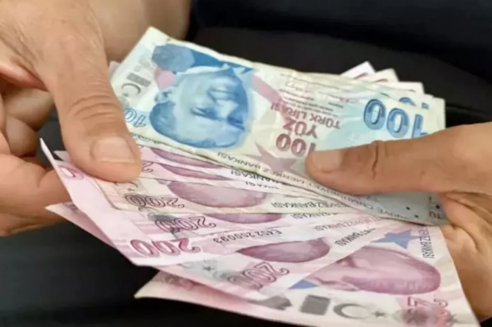 Site yönetimlerine sıkı denetim geliyor: Aidatlar kirayı geçemeyecek
