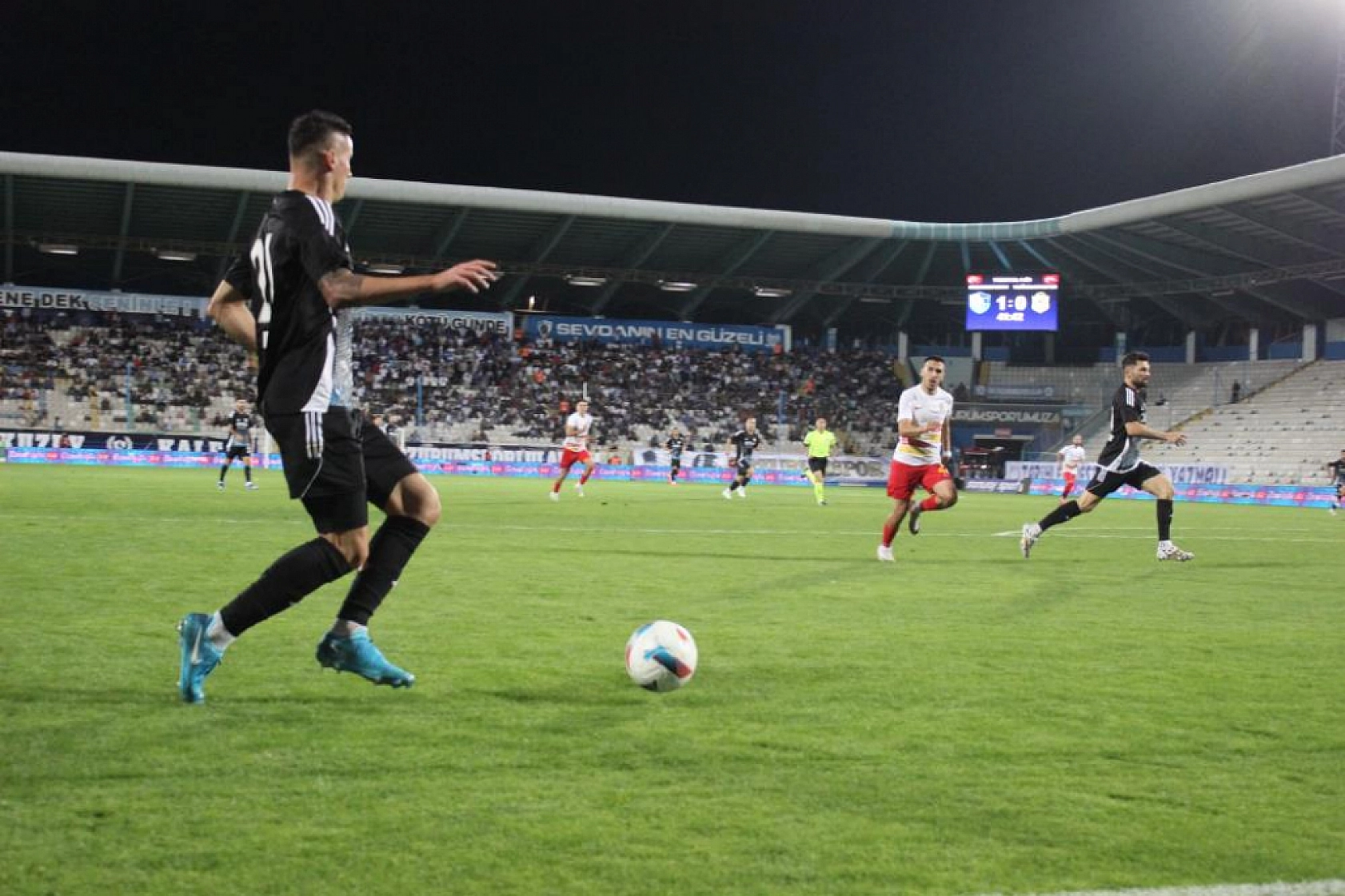 Uçkun: 'Artık Birilerinin Bu İşe El Atması Lazım'