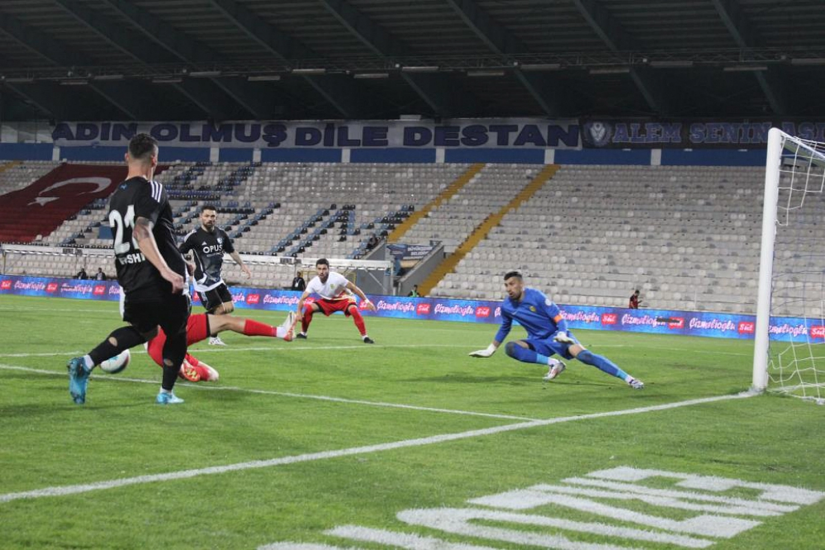 Uçkun: 'Artık Birilerinin Bu İşe El Atması Lazım'