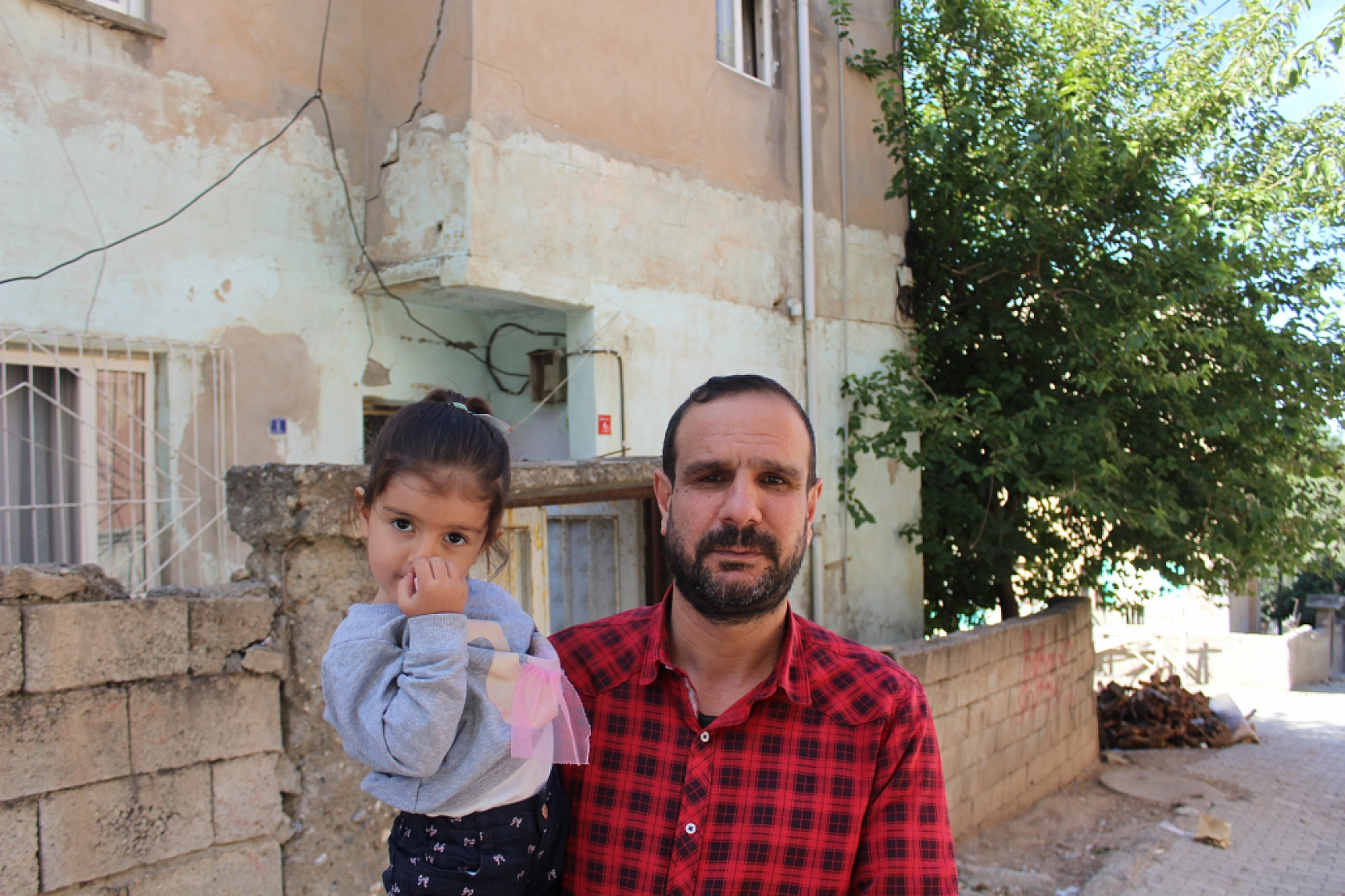 Malatya Depremi, Siirtli Ailenin Evini Vurdu!