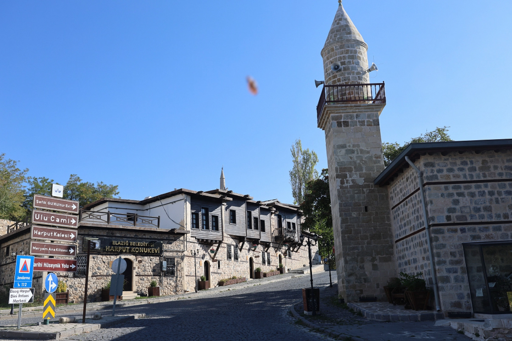 4 büyük deprem gören 5 bin yıllık tarihi mahalle dimdik ayakta