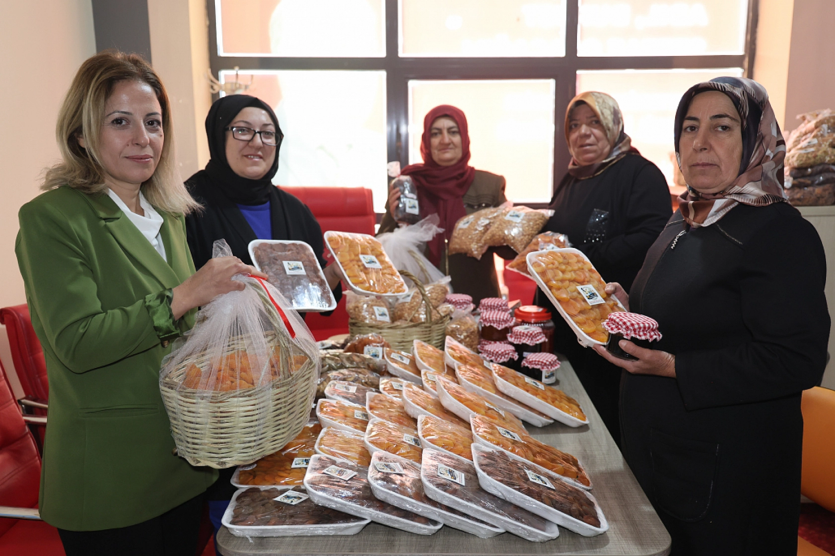 Malatya'dan Elazığ'a Elazığ'dan Romanya Sofralarını Süslüyor...