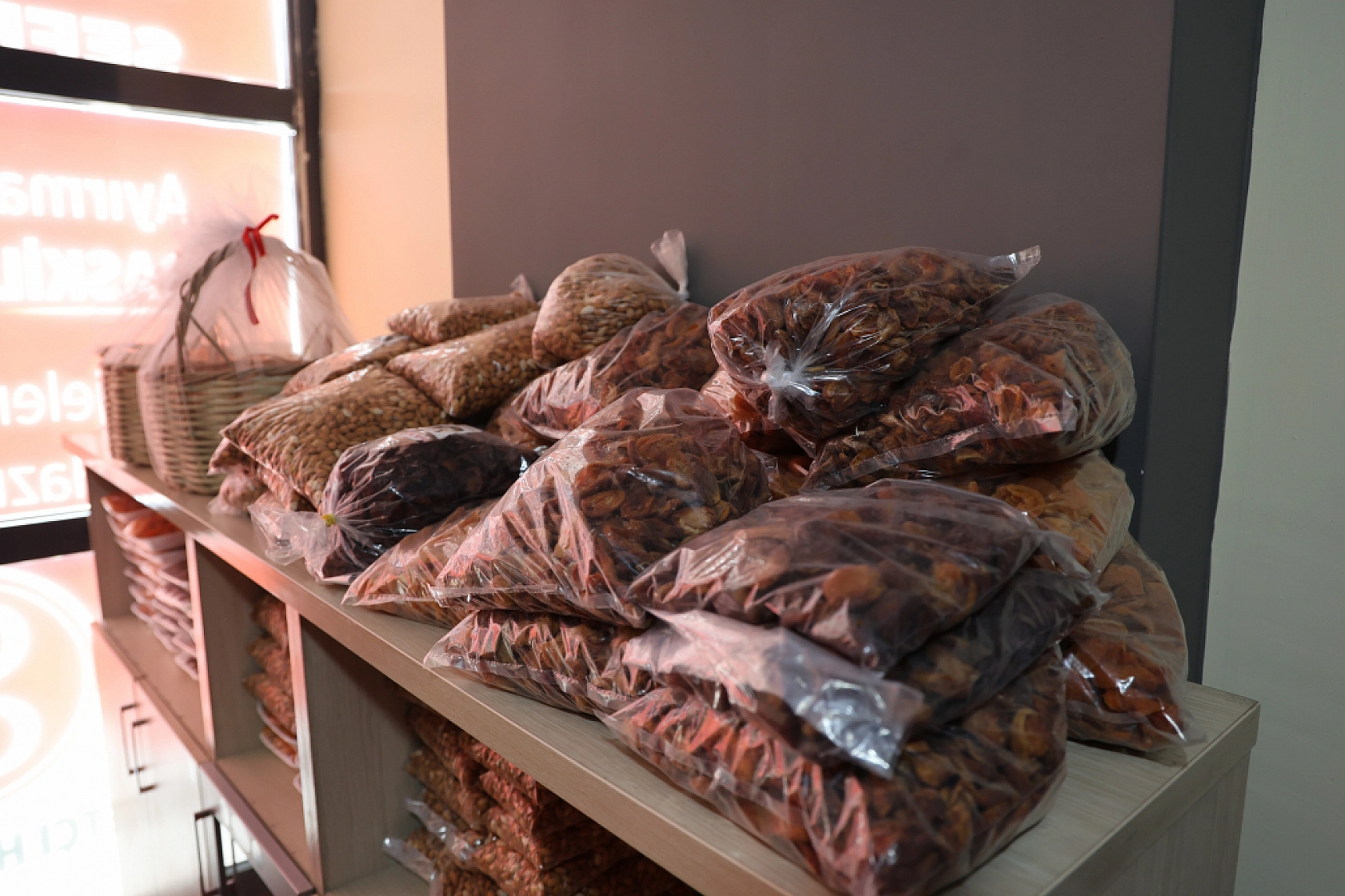 Malatya'dan Elazığ'a Elazığ'dan Romanya Sofralarını Süslüyor...