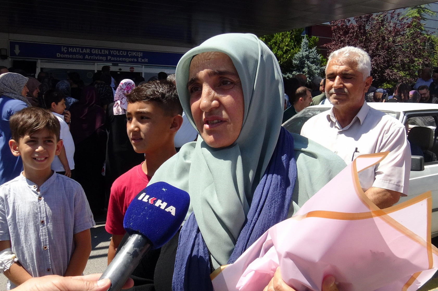 Malatyalı hacılardan duygusal veda: 'Ağlayarak döndük'