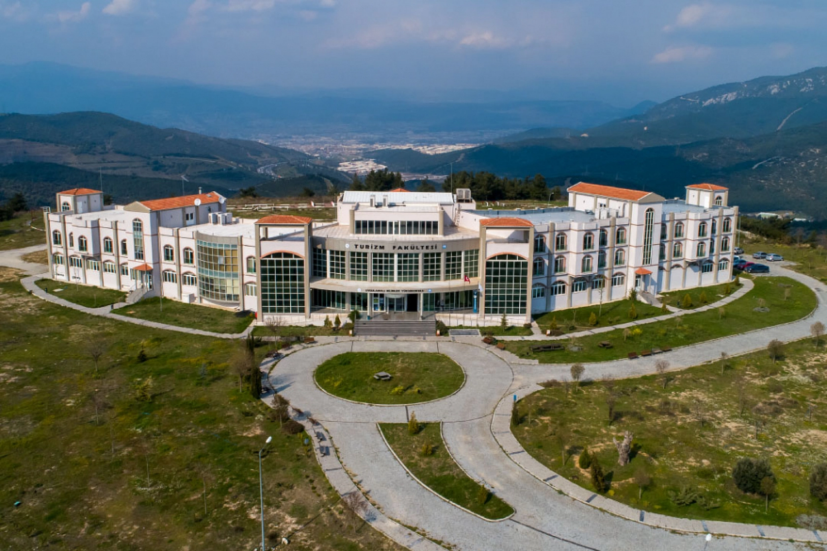 Türkiye'nin en iyi 50 üniversitesi açıklandı! İşte Malatya İnönü Üniversitesi'nin Sırası…