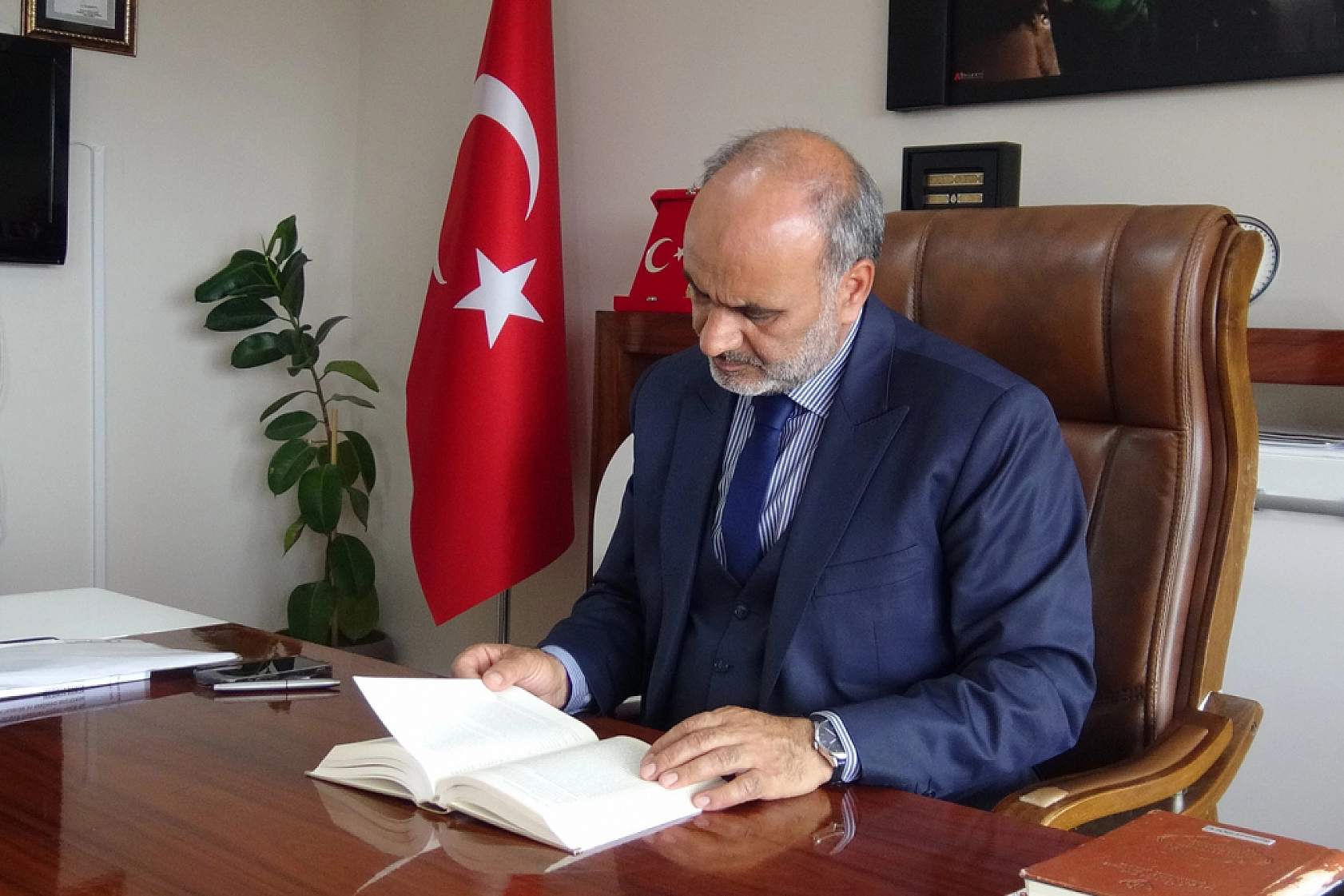 Kurban Kesimi Ehlince ve Hayvana Eziyet Vermeden Yapılmalı!