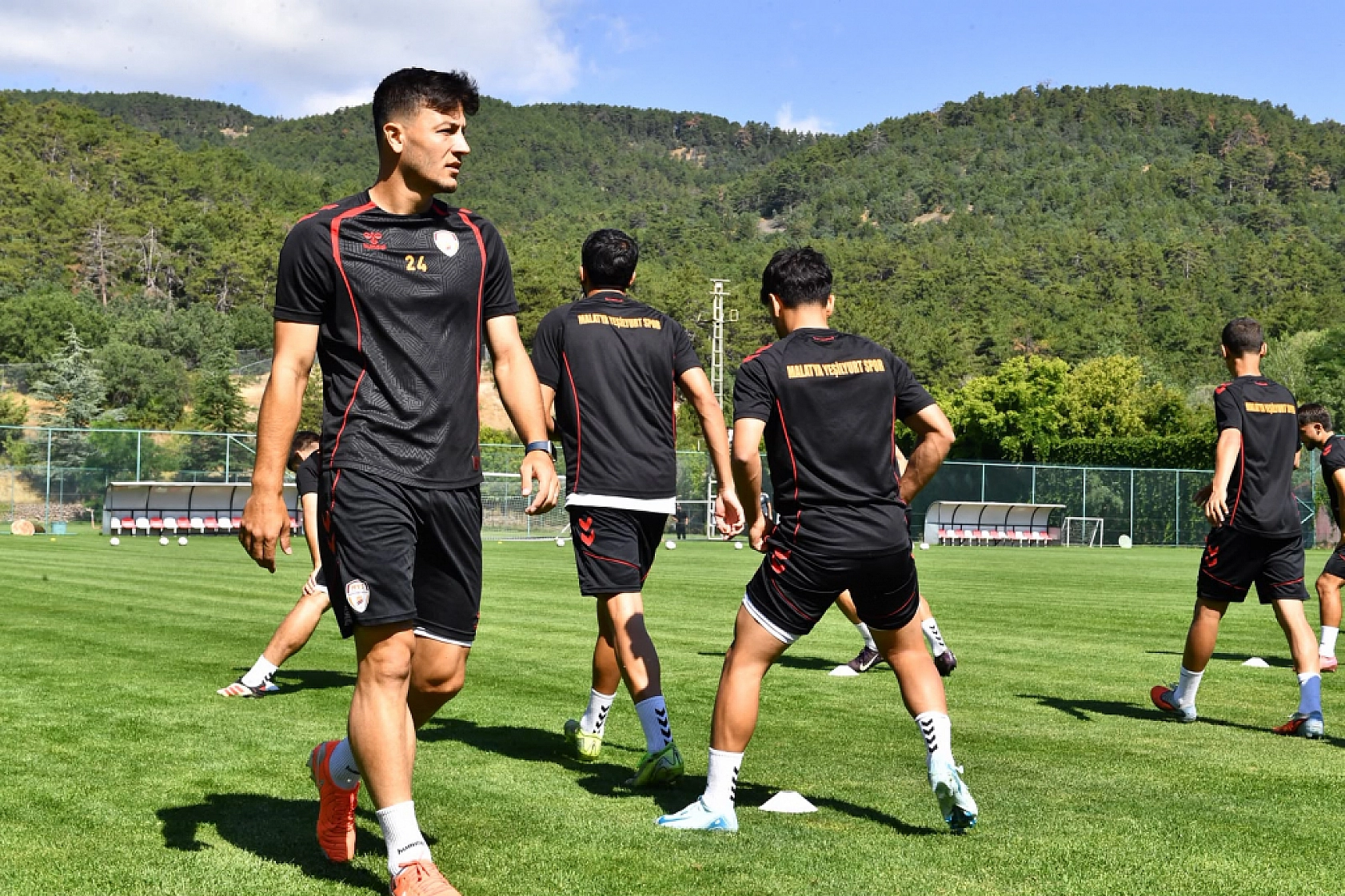 Yeşilyurtspor Kızılcahamam kampında ilk maçına çıkıyor