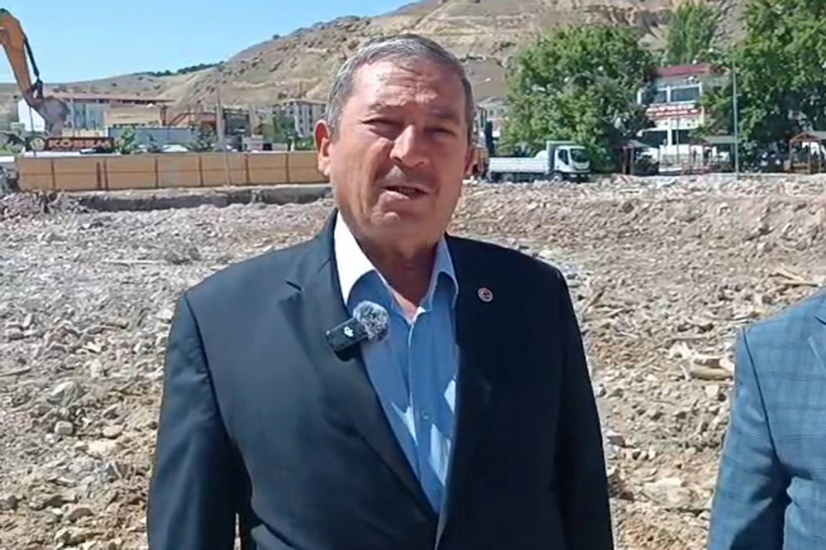 Malatya'da Yeni Çarşı hızla yükseliyor | 251 İşyeri ve 400 araçlık kapalı otopark, 2 Bin fore kazık üzerine inşa ediliyor...