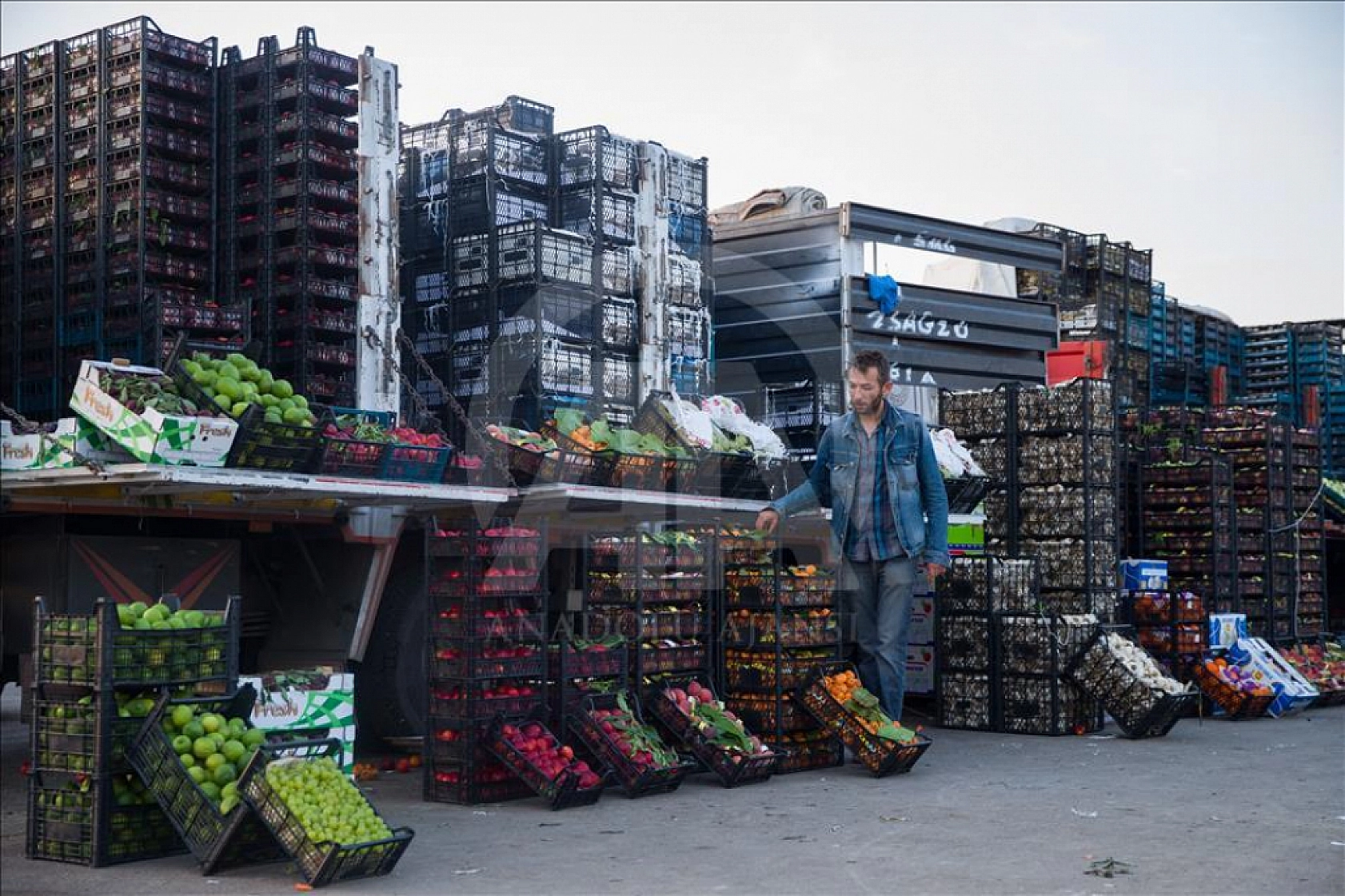 Cebini Düşünen Vatandaşlar Malatya Haline Koşuyor: Peki Halde Fiyatlar Nasıl? İşte 7 Aralık Fiyat Listesi…