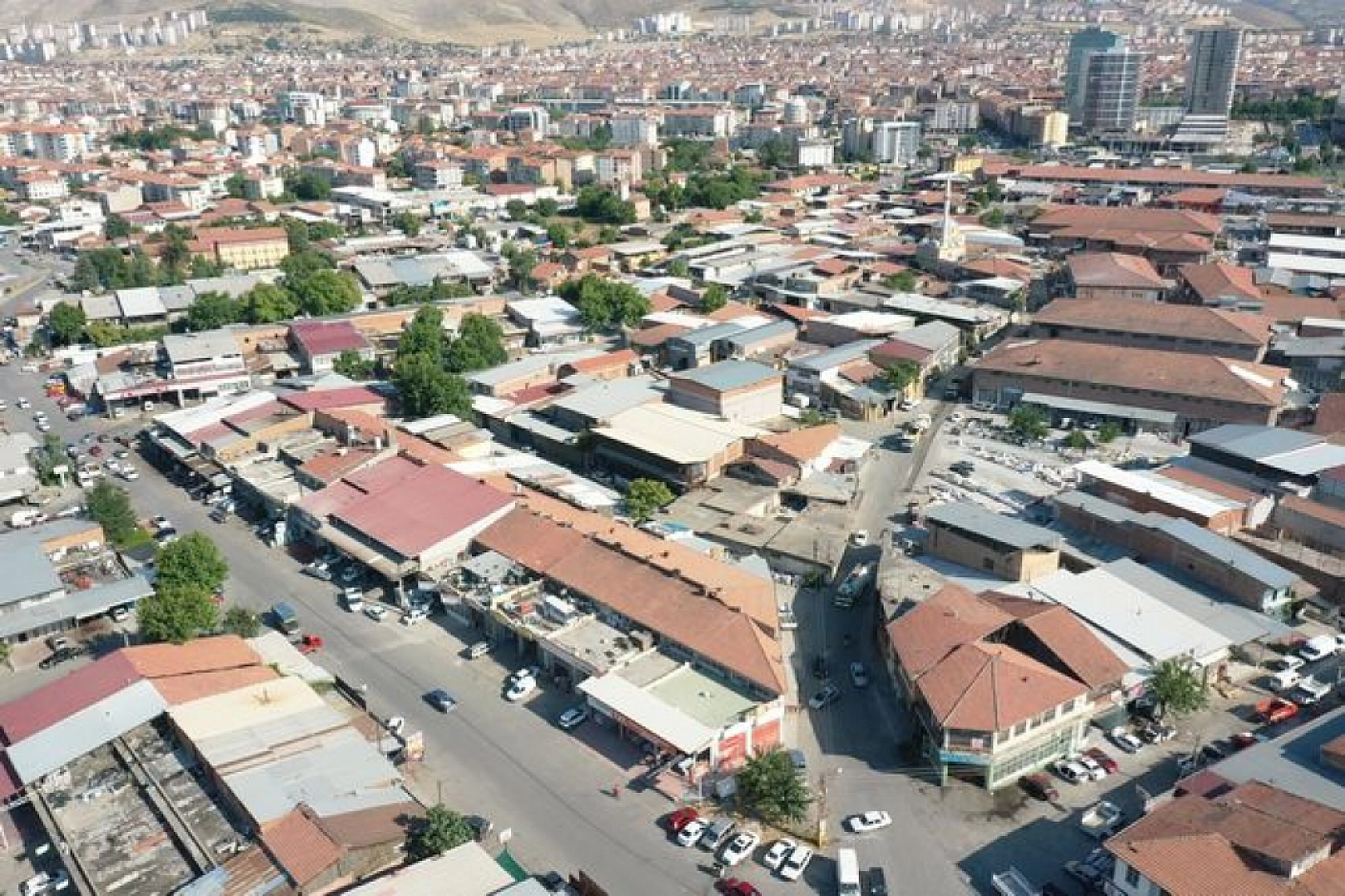 Malatya'da Dükkan Projesi Krize Yol Açabilir: Esnaf Başvuru Yapmıyor!