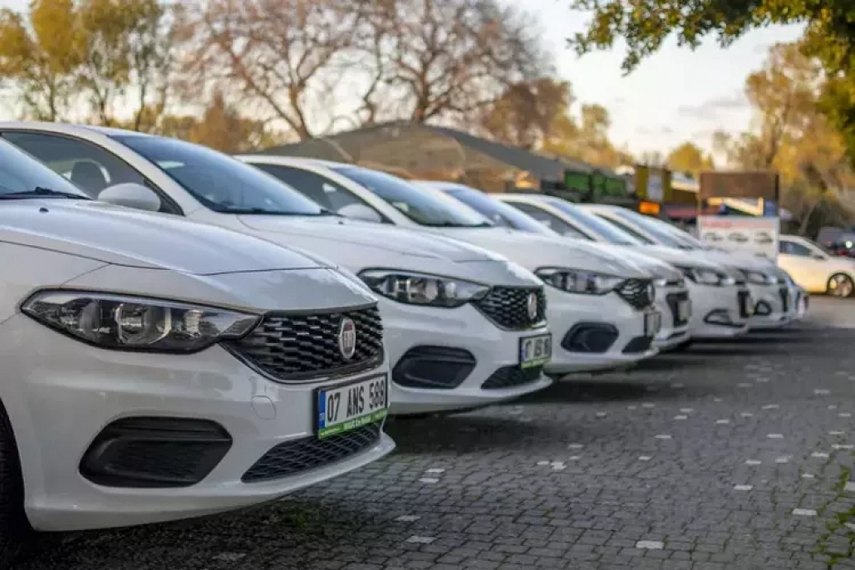Vatandaşların Tercihi Değişmedi: Peki, Otomobilde Hangi Renkler Ön Plana Çıktı? İşte Detaylar…