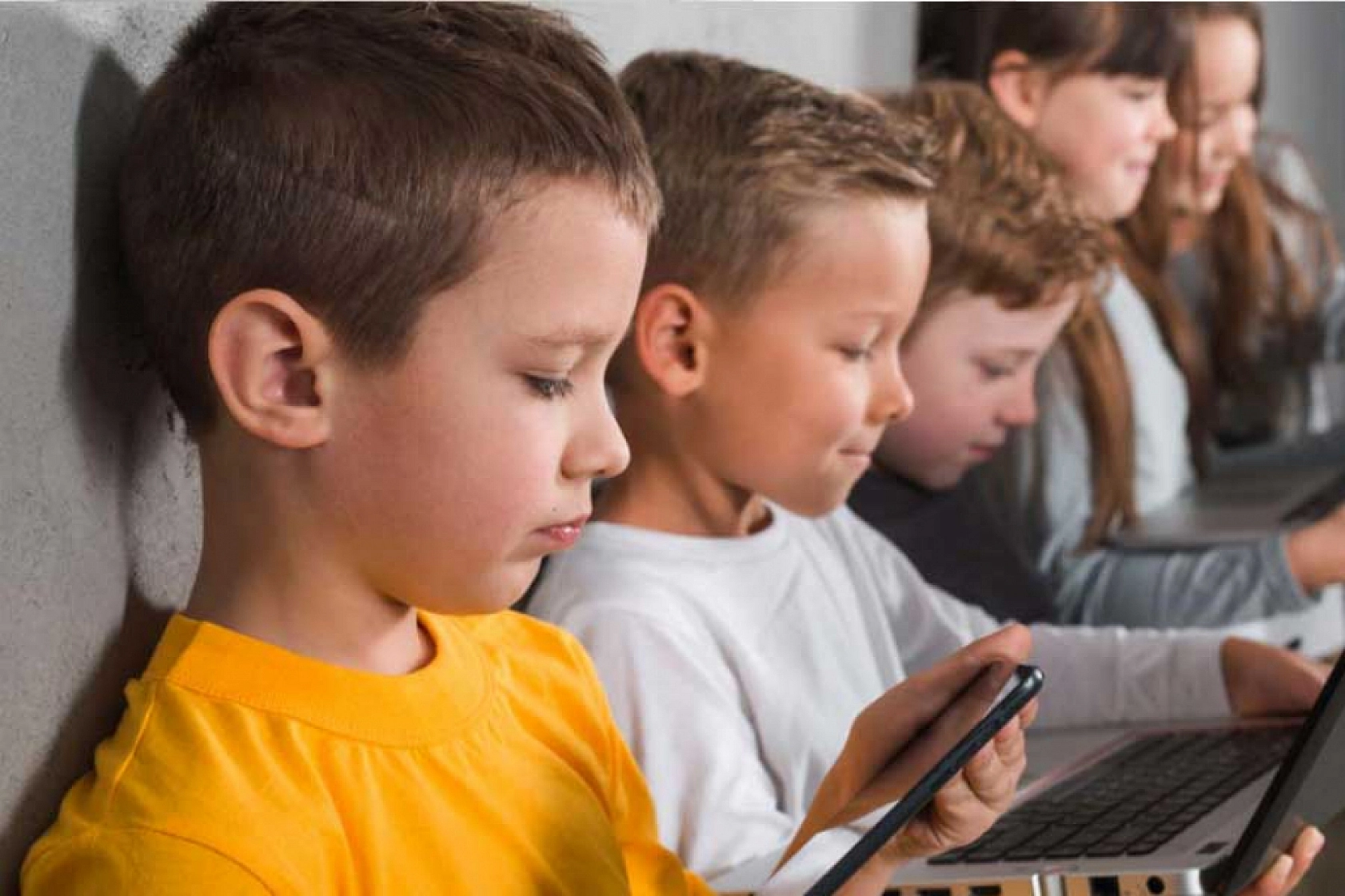 Uzmanlar Uyarıyor: Dijital Bağımlılık Çocuklarda Bu Sorunlara Neden Oluyor