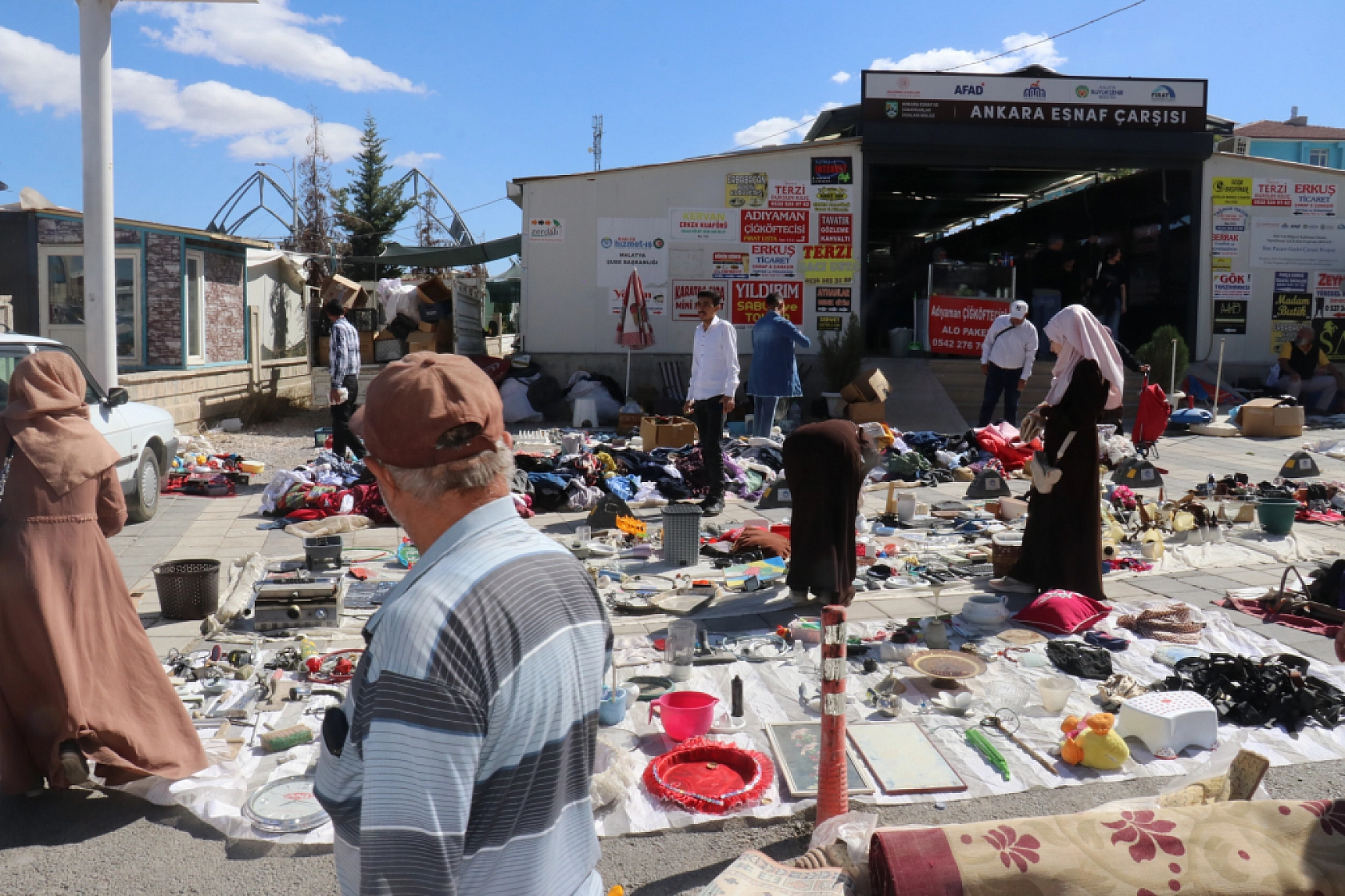 Malatya'da bit pazarı kaldırılıyor! Esnaf tepkili: '300 aile ekmeğini buradan kazanıyor'